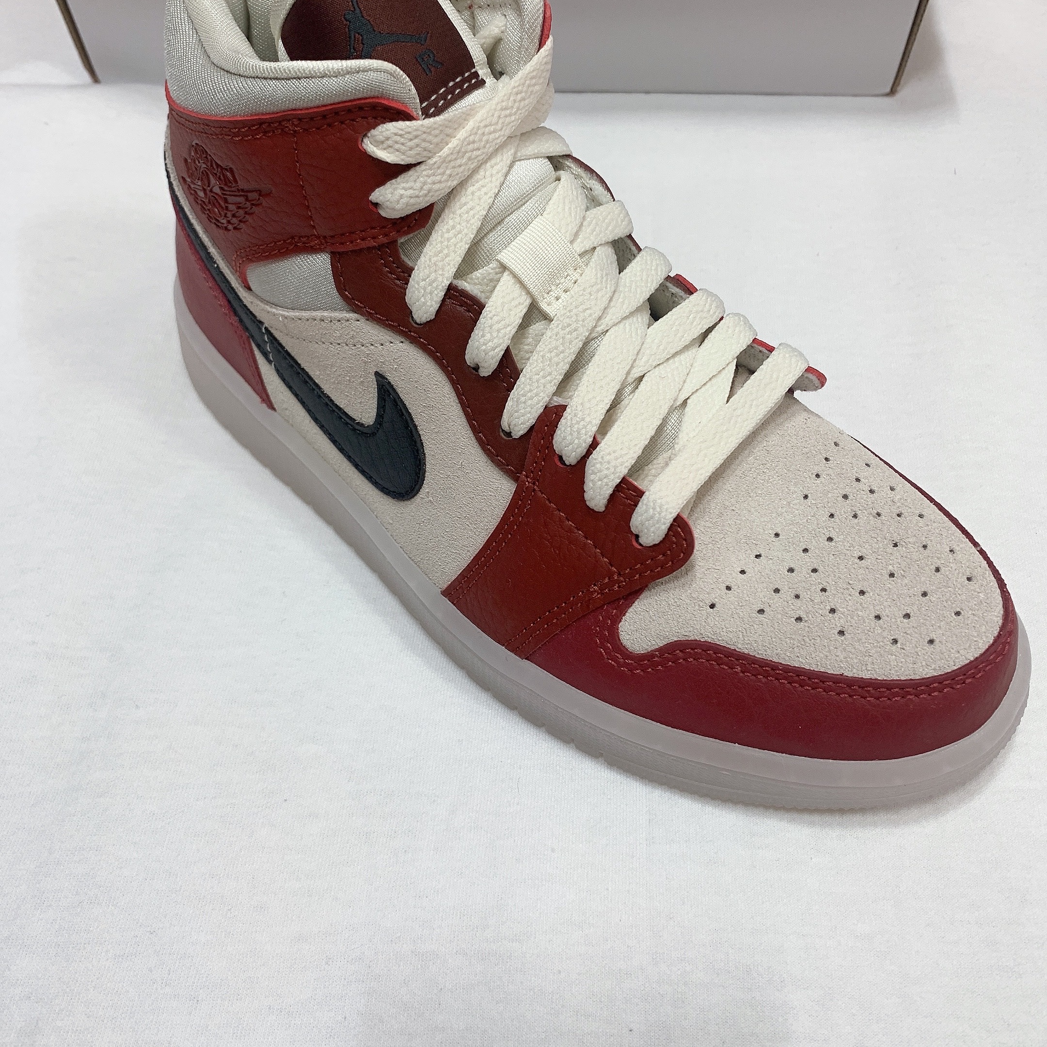 (W) Jordan 1 Mid Anti Gravity Machines 착용 스타일 - 3