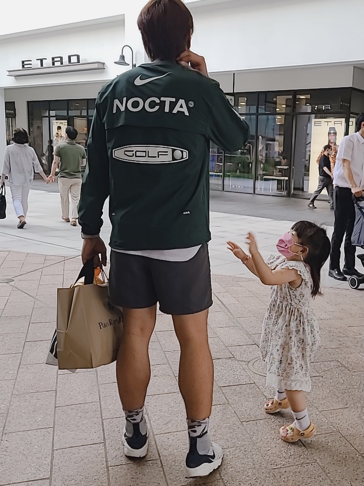 Nike x Drake Nocta Golf Crewneck Top Green - Asia 착용 스타일 - 1