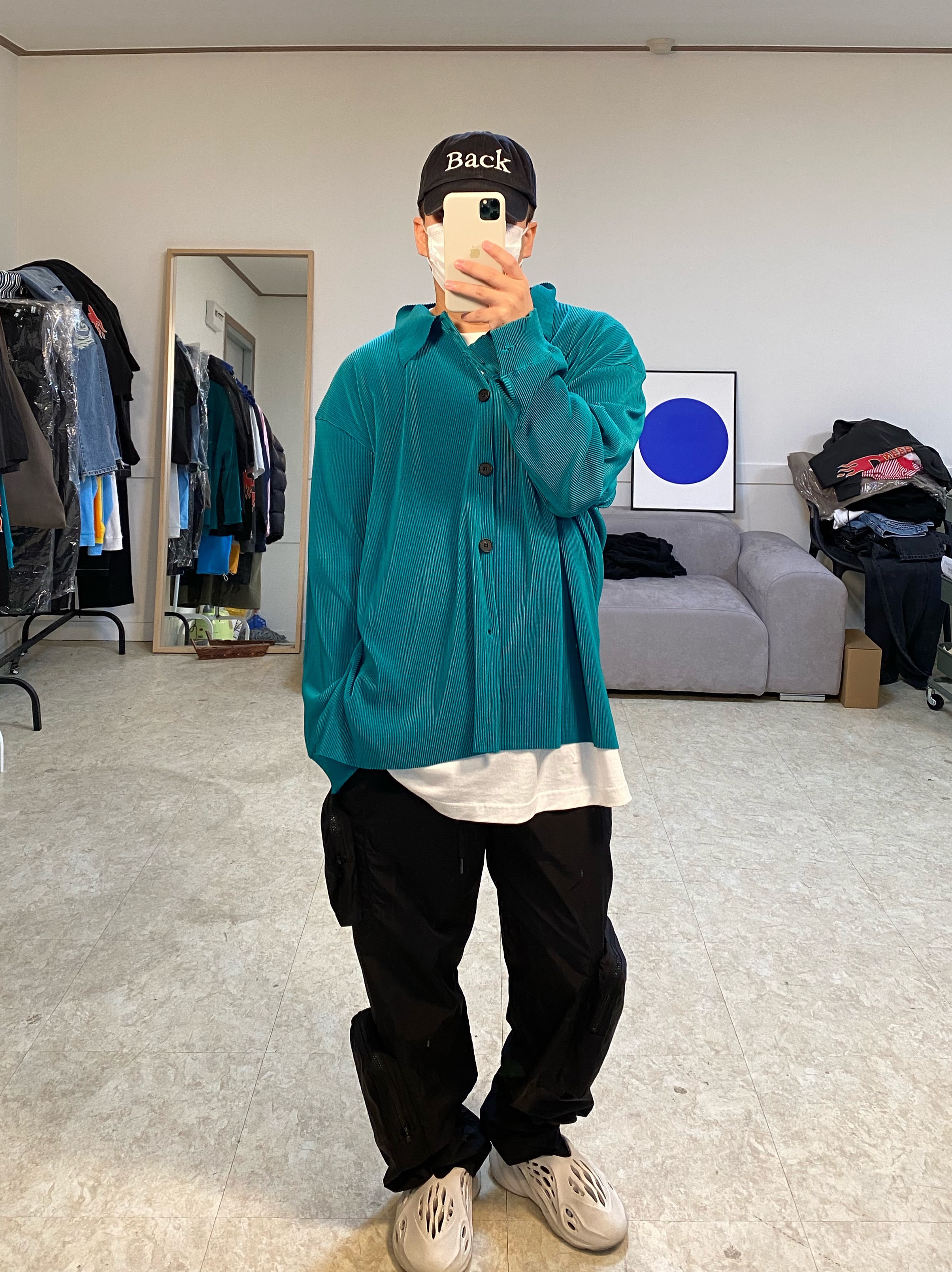 Adidas Yeezy Foam RNNR Ararat 착용 스타일 - 1