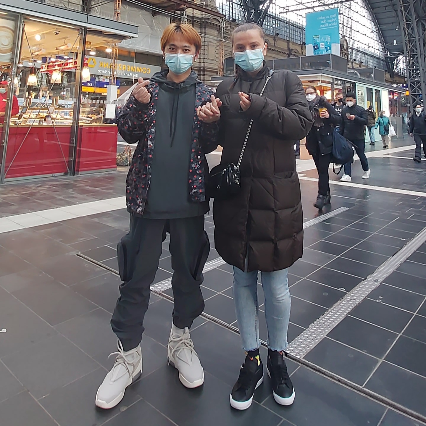 Nike x Fear of God Air Fear of God 1 Light Bone, Nike x Fragment Air Zoom Tennis Classic AC Black 착용 스타일