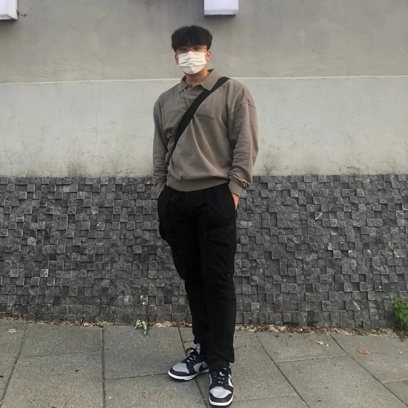 Nike Dunk Low Retro Championship Grey, Essentials Long Sleeve Boxy Polo Cement - 20FW 착용 스타일 - 2