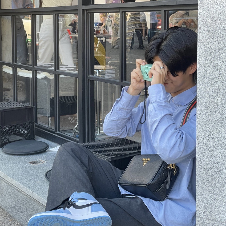 Jordan 1 Retro High OG University Blue 착용 스타일