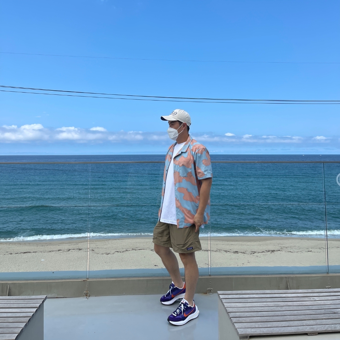 Nike x Sacai VaporWaffle Dark Iris 착용 스타일