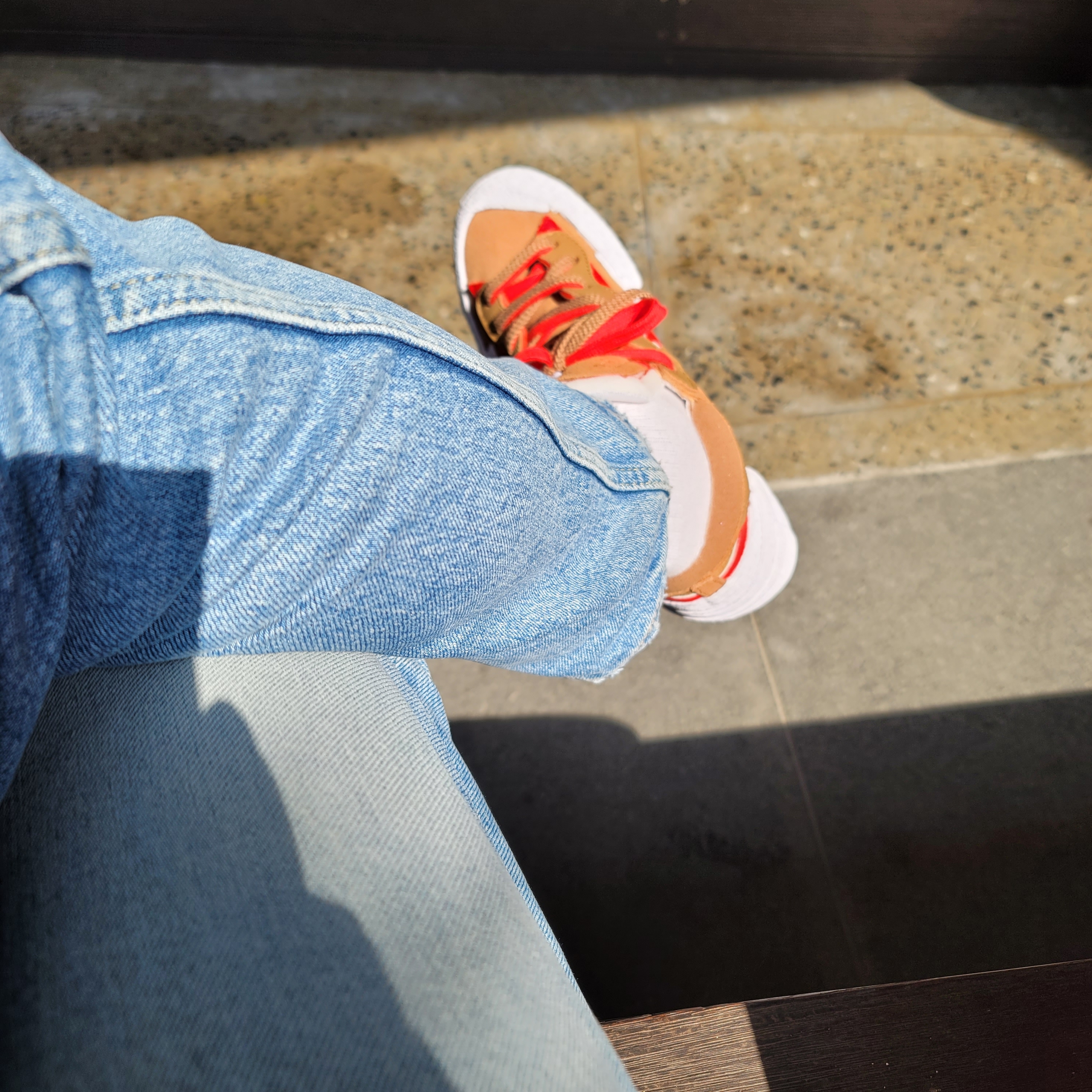 Nike x Sacai Blazer Low British Tan 착용 스타일