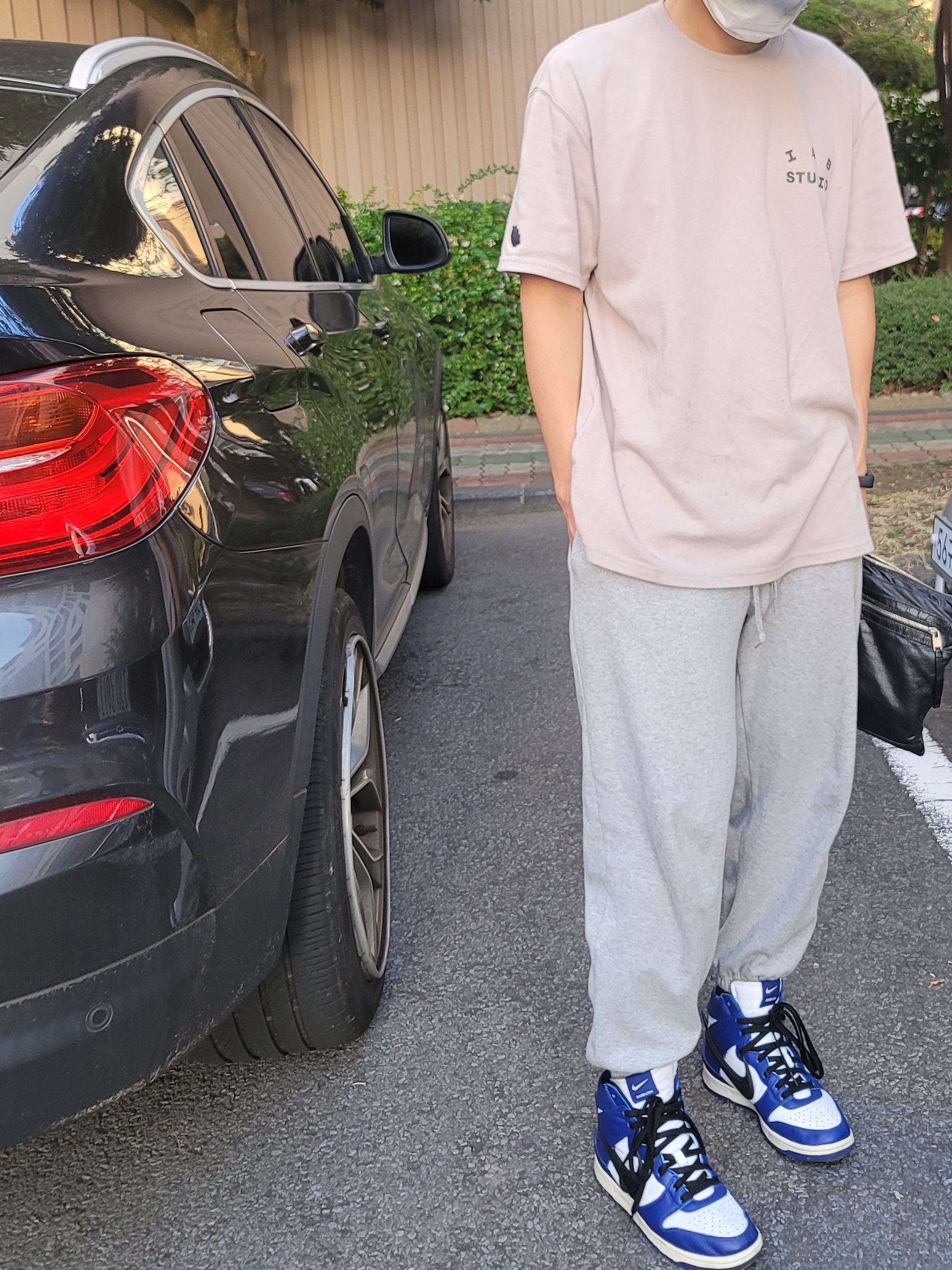 Nike x Ambush Dunk High Deep Royal Blue, IAB Studio x Niniz T-Shirt 착용 스타일