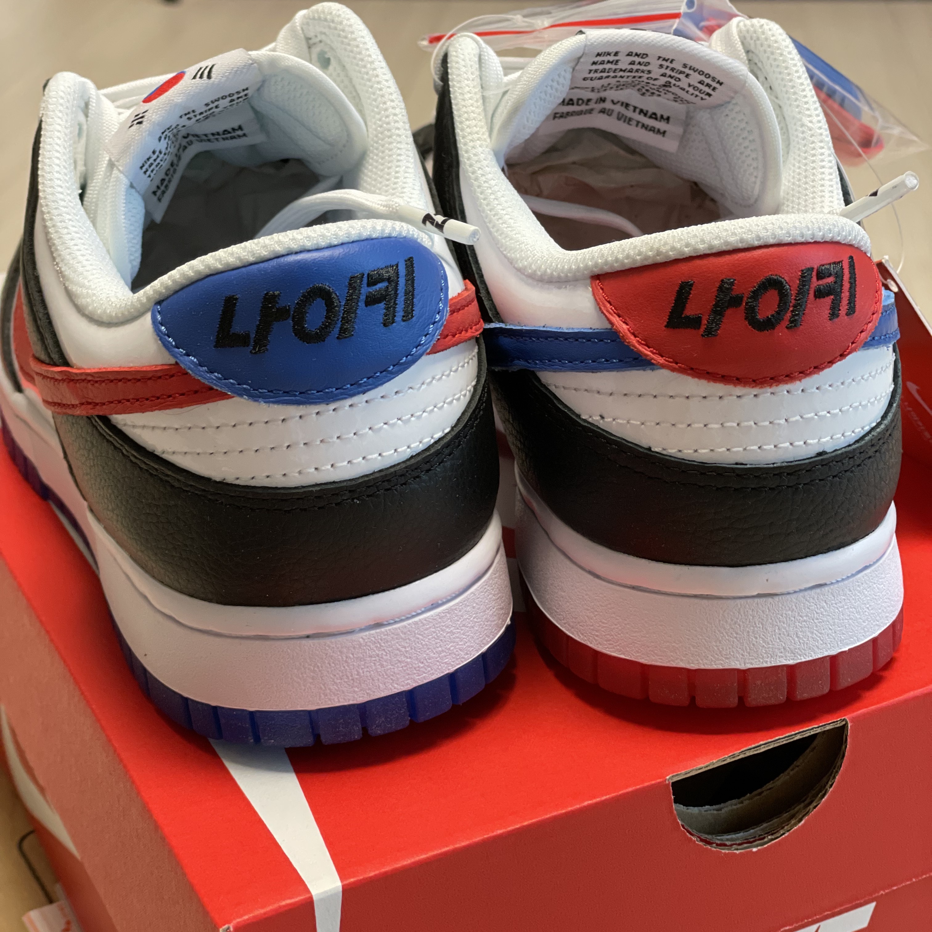 Nike Dunk Low SE Seoul 착용 스타일 - 3