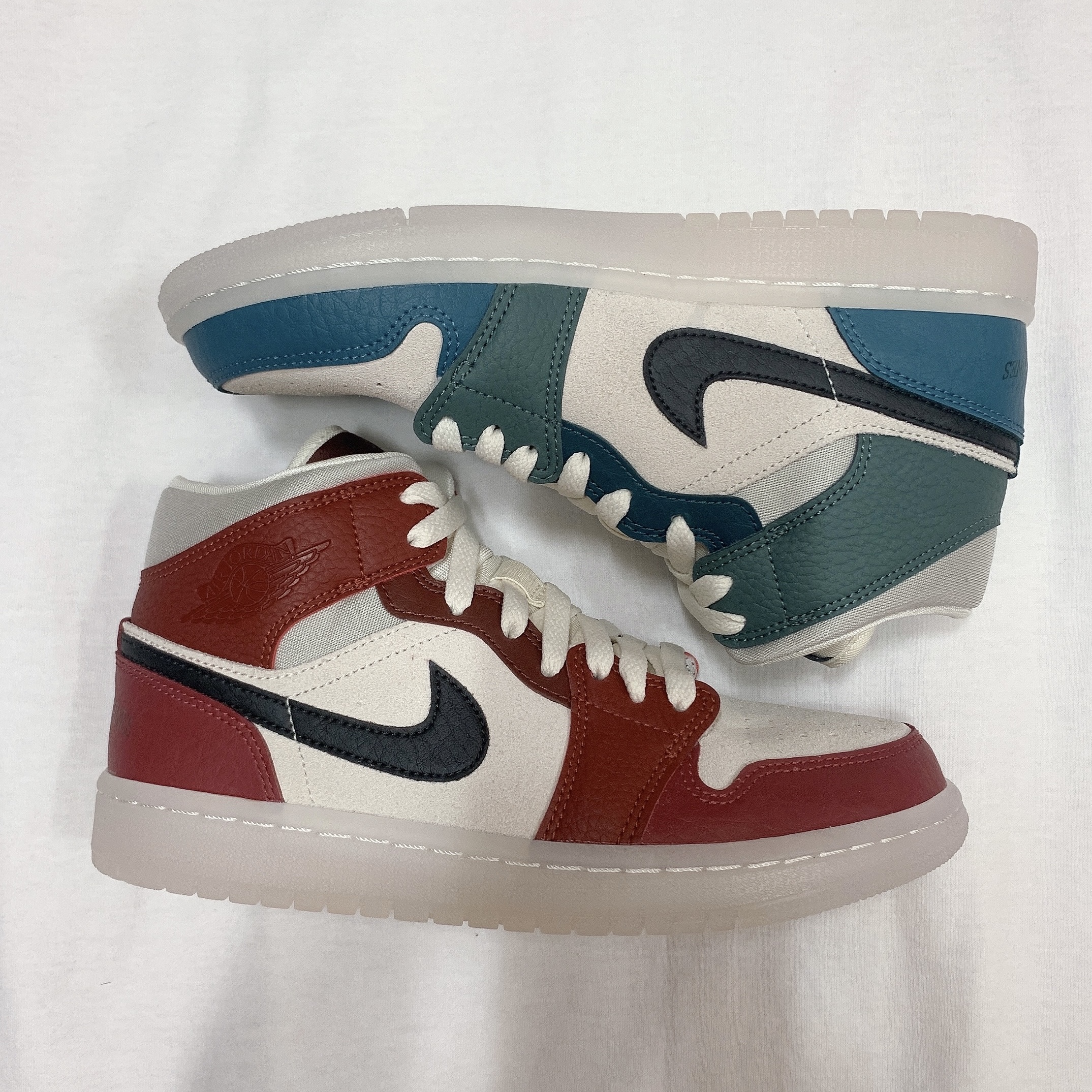 (W) Jordan 1 Mid Anti Gravity Machines 착용 스타일 - 1