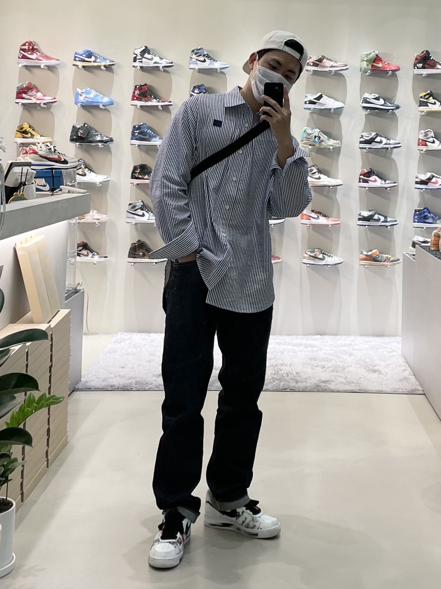 Nike x Peaceminusone Air Force 1 Low Para-Noise 2.0 착용 스타일