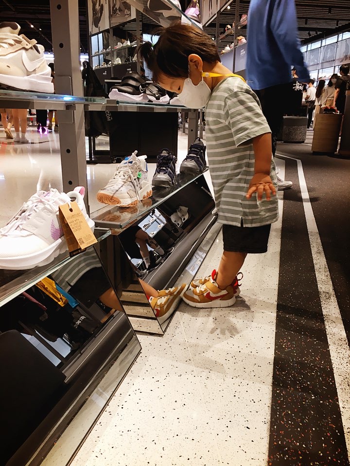 Nike x Tom Sachs Mars Yard Shoe 2.0 Space Camp, (TD) Nike x Tom Sachs Mars Yard 착용 스타일 - 2