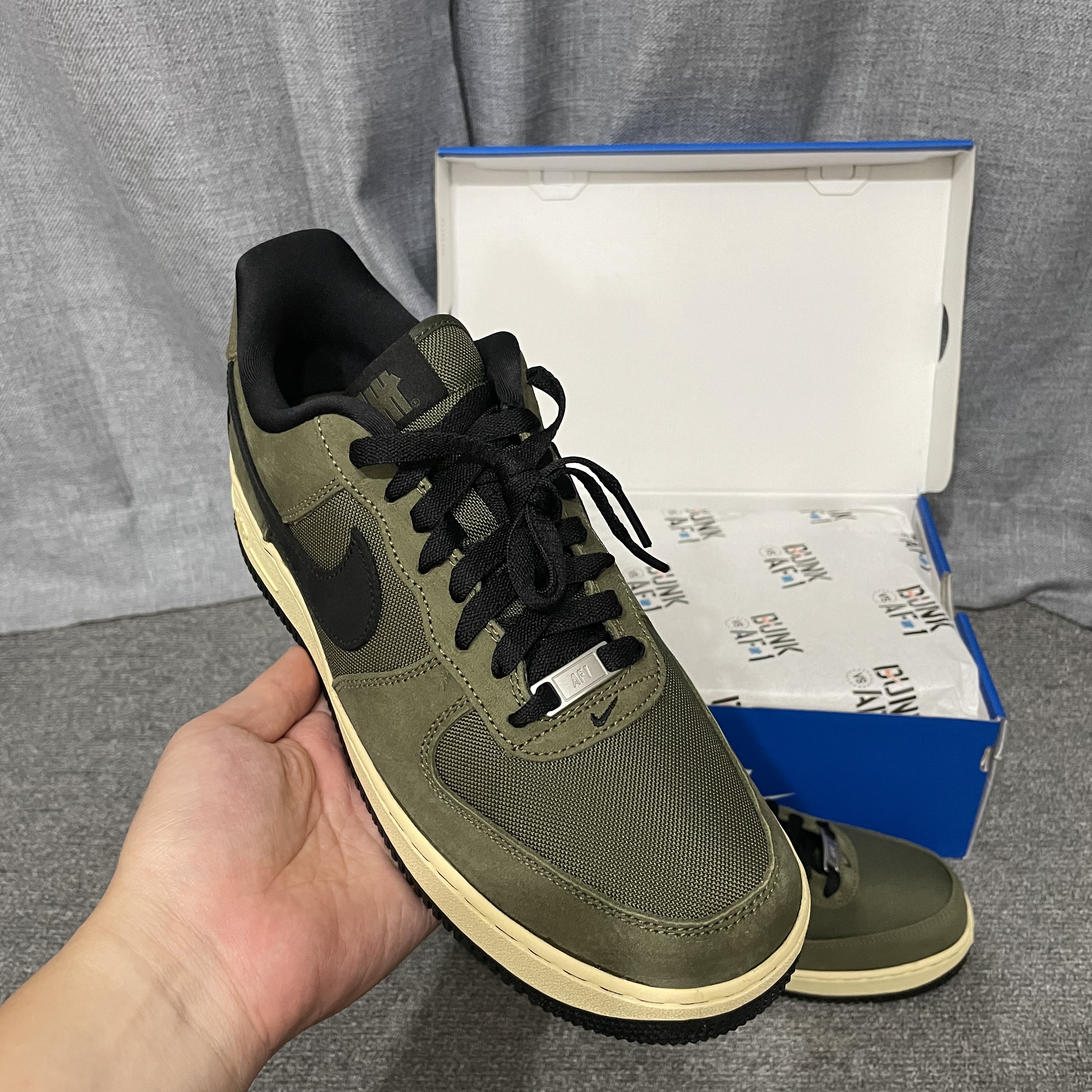 Nike x Undefeated Air Force 1 Low SP Ballistic 착용 스타일 - 4