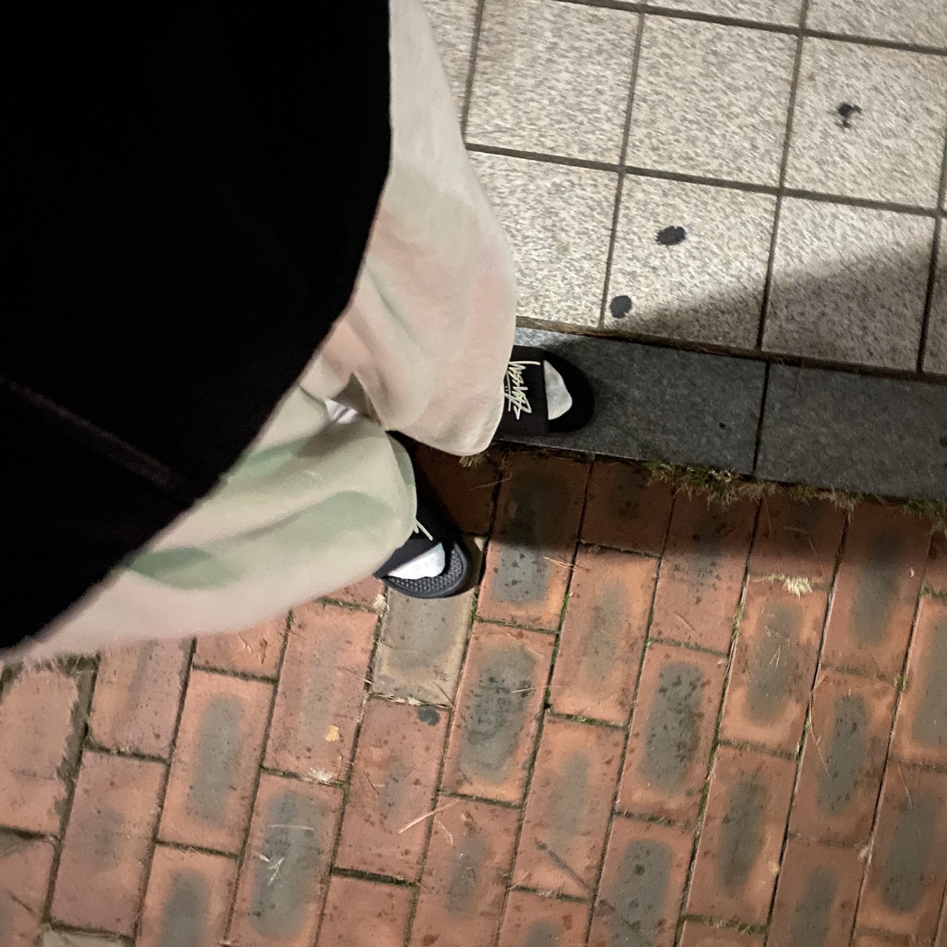 Nike x Stussy Benassi Slide Black 착용 스타일