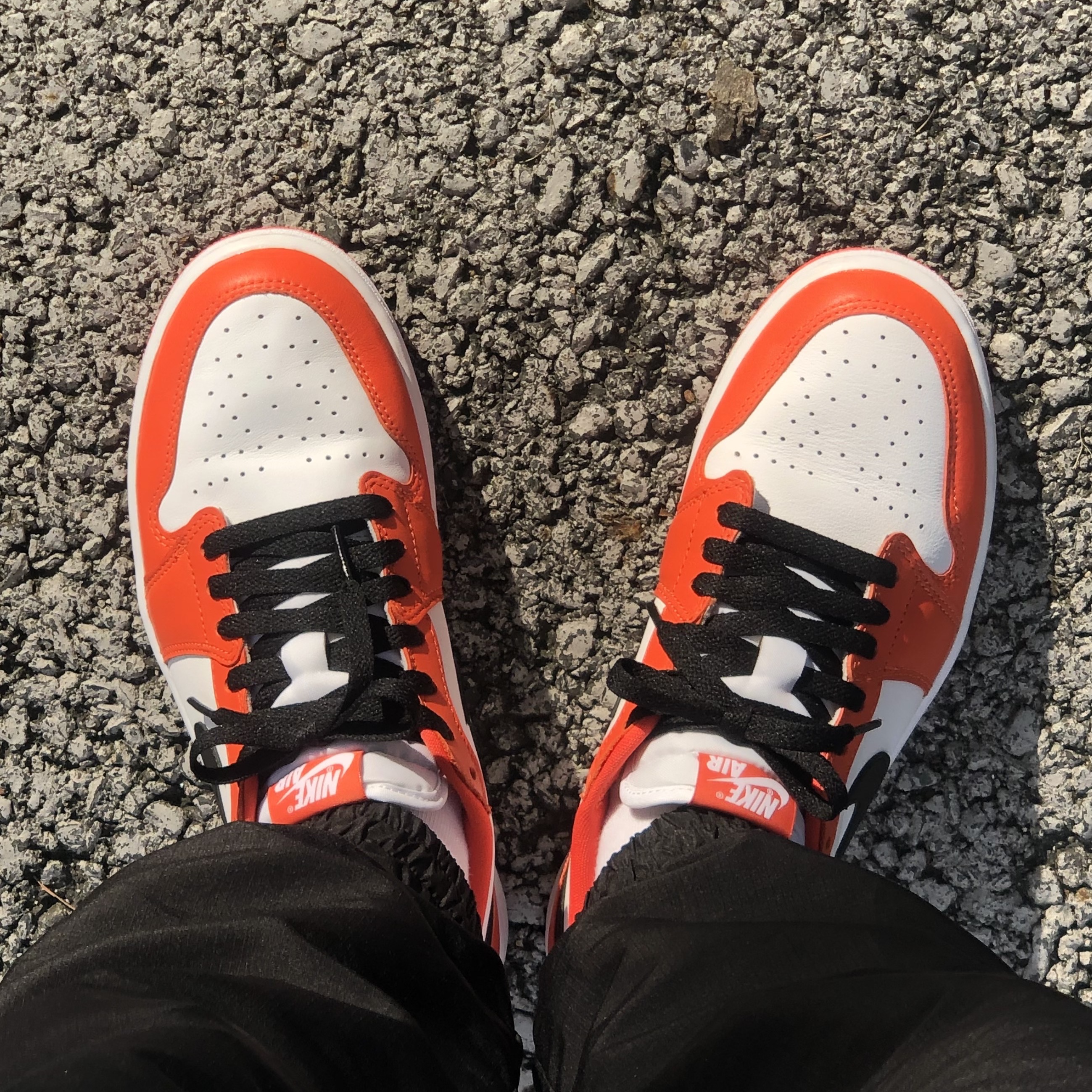 Jordan 1 Low OG Starfish 착용 스타일