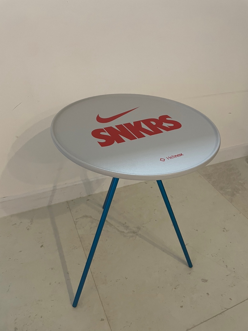 Helinox x Nike SNKRS 4th Anniversary Side Table M 착용 스타일 - 2
