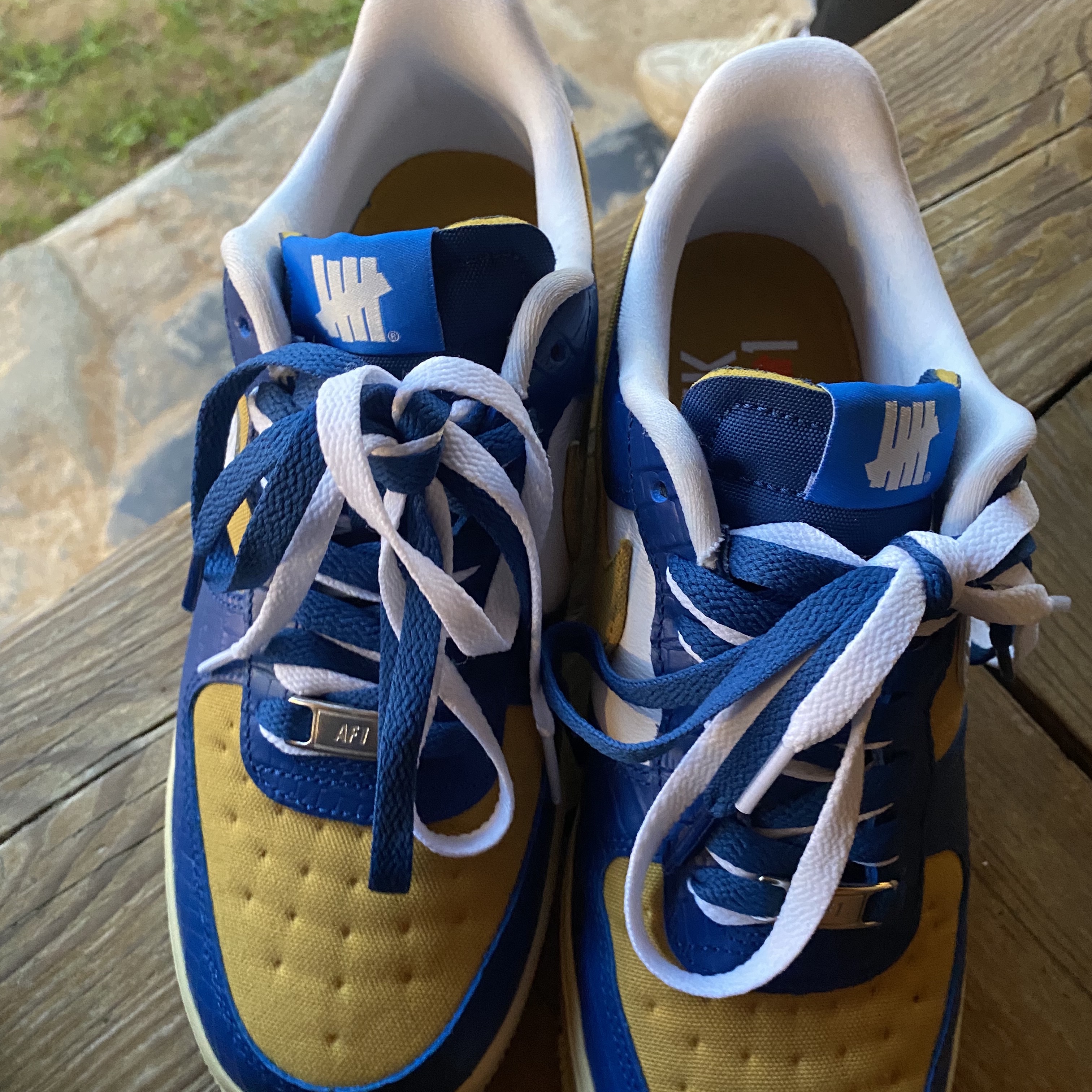 Nike x Undefeated Air Force 1 Low SP 5 On It Court Blue 착용 스타일 - 1