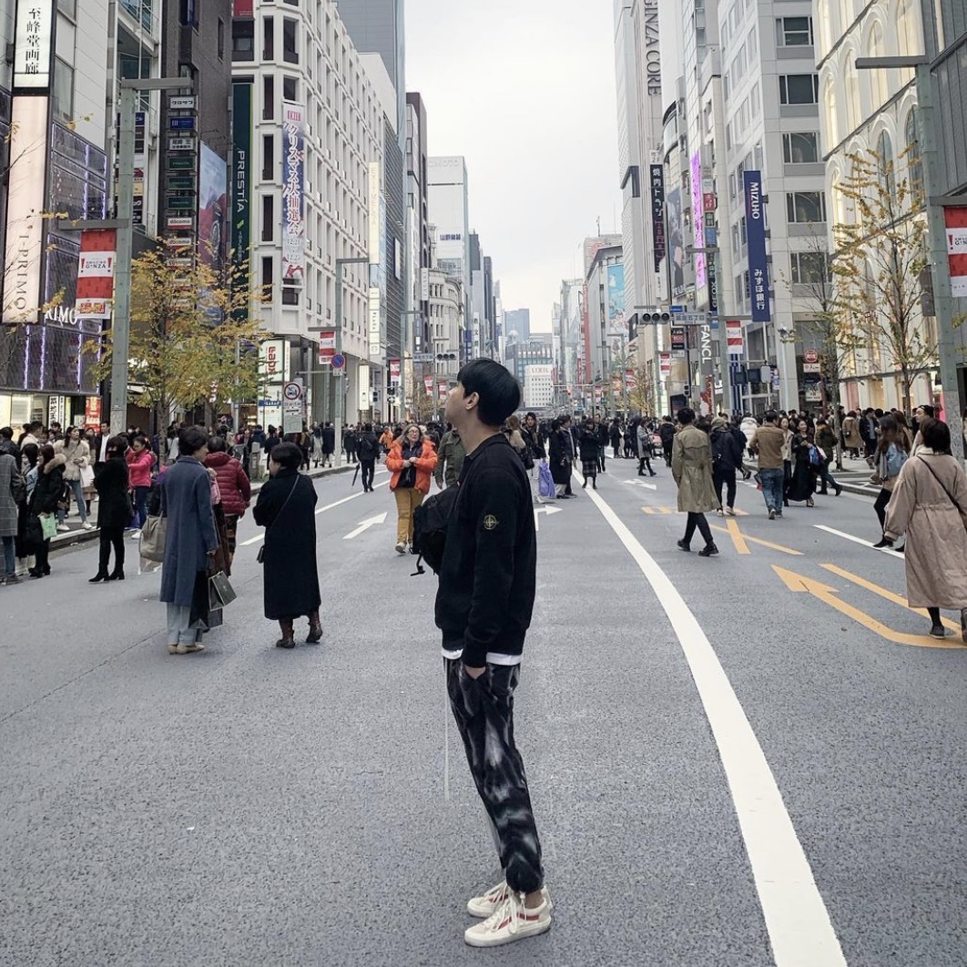 Vans Style 36 Marshmallow Racing Red, Stone Island 63051 Crewneck Sweatshirt Black - 21SS 착용 스타일