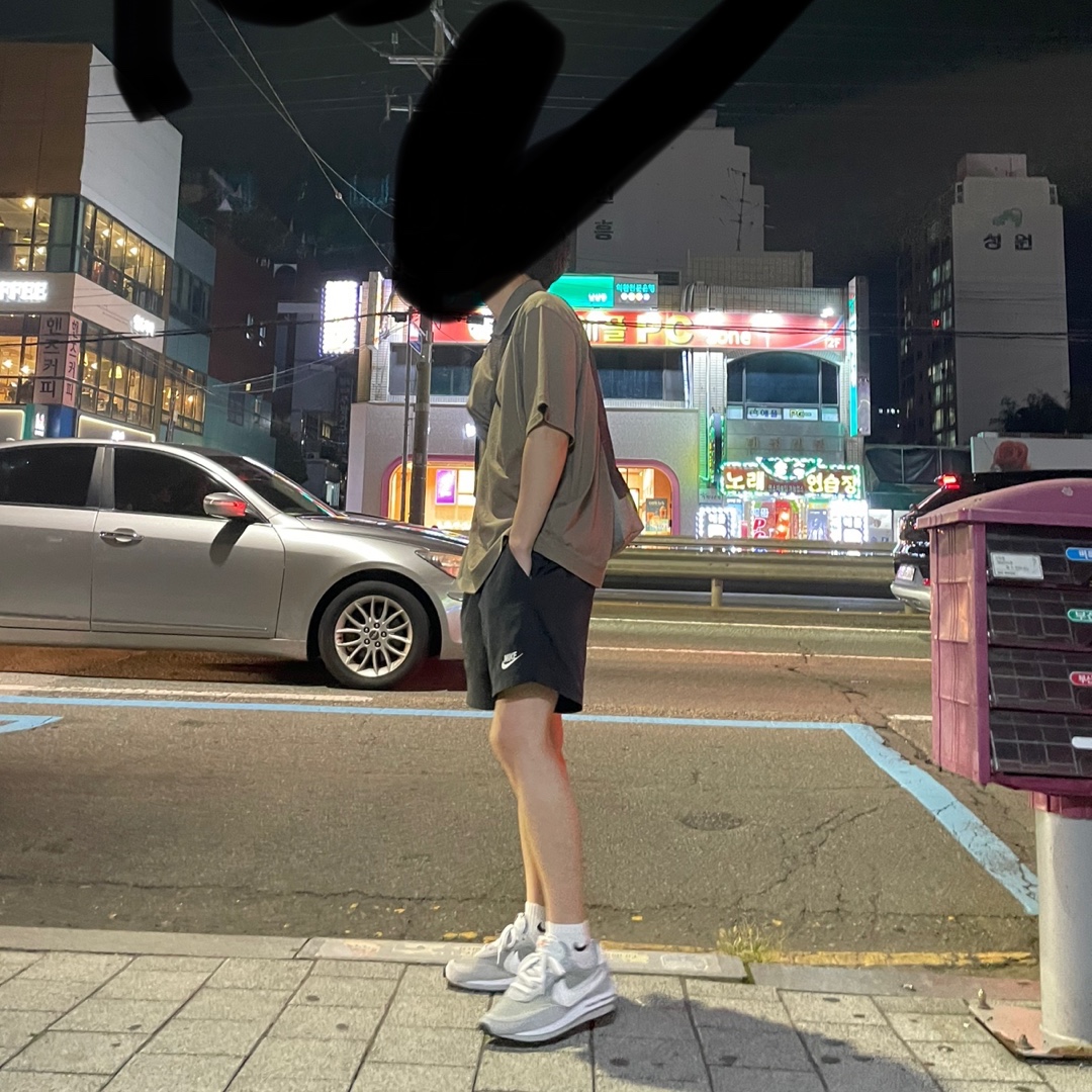 Nike x Sacai x Fragment LDWaffle Light Smoke Grey, Essentials Short Sleeve Polo Taupe - 21SS 착용 스타일