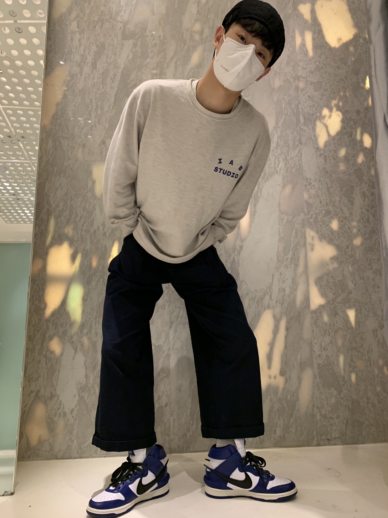 Nike x Ambush Dunk High Deep Royal Blue, IAB Studio Long Sleeve Light Gray 착용 스타일