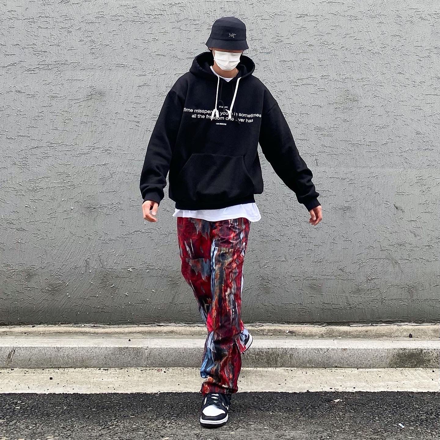 Palace x Arc'teryx Sinsolo Hat Black - 20FW, Palace Utility Pants Tree Bark - 21FW 착용 스타일