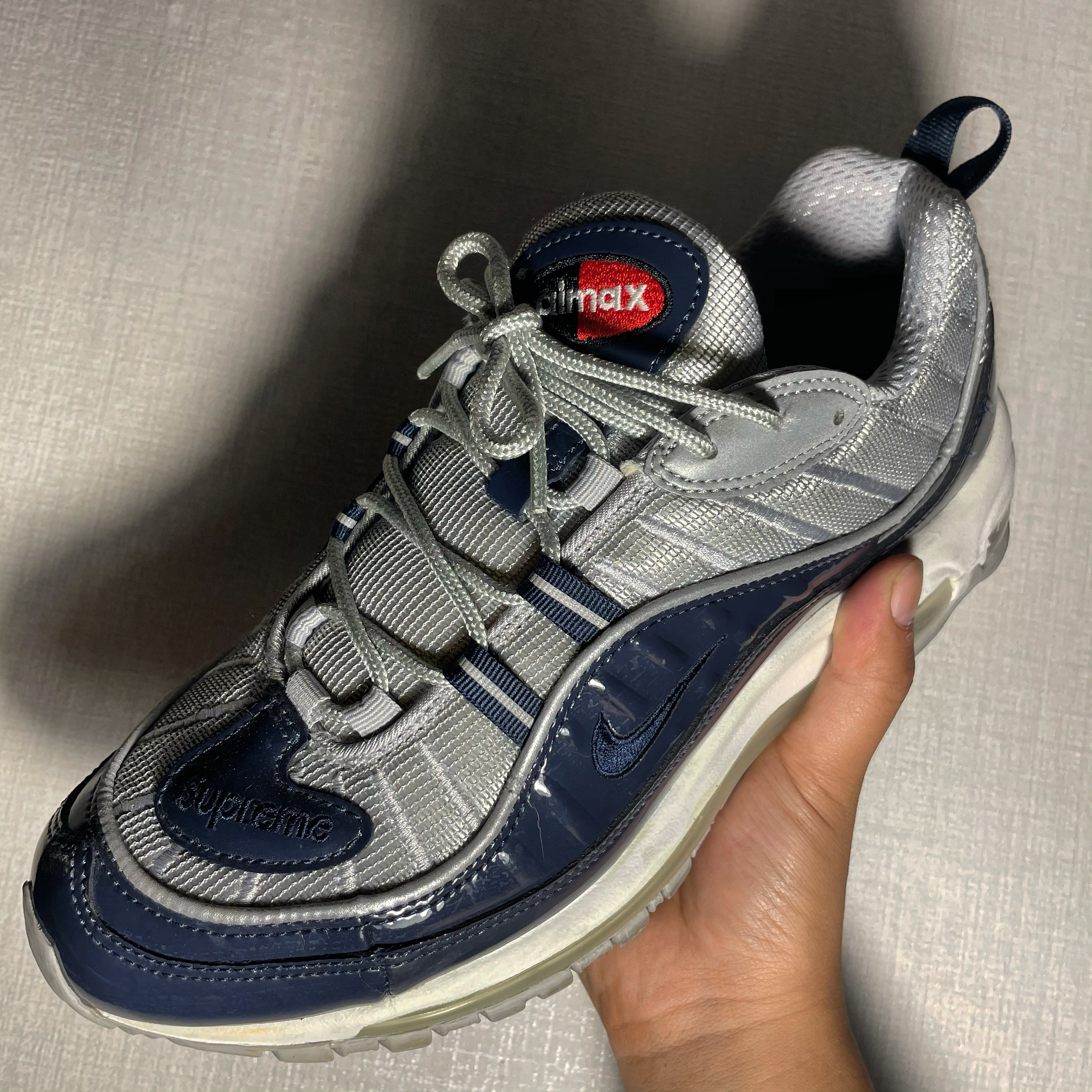Nike x Supreme Air Max 98 Obsidian 착용 스타일