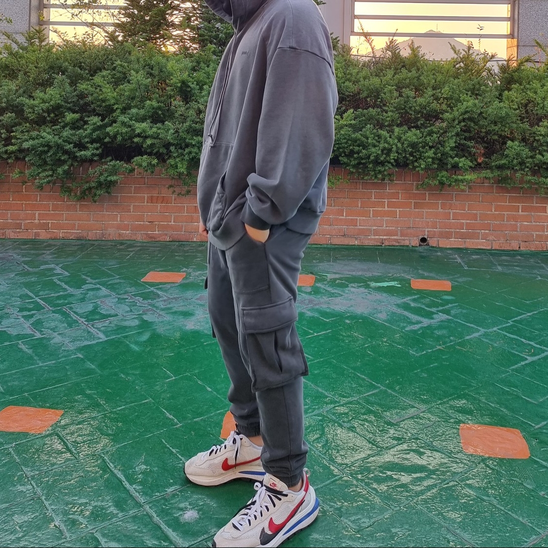 Nike x Sacai VaporWaffle Royal Fuchsia 착용 스타일 - 3