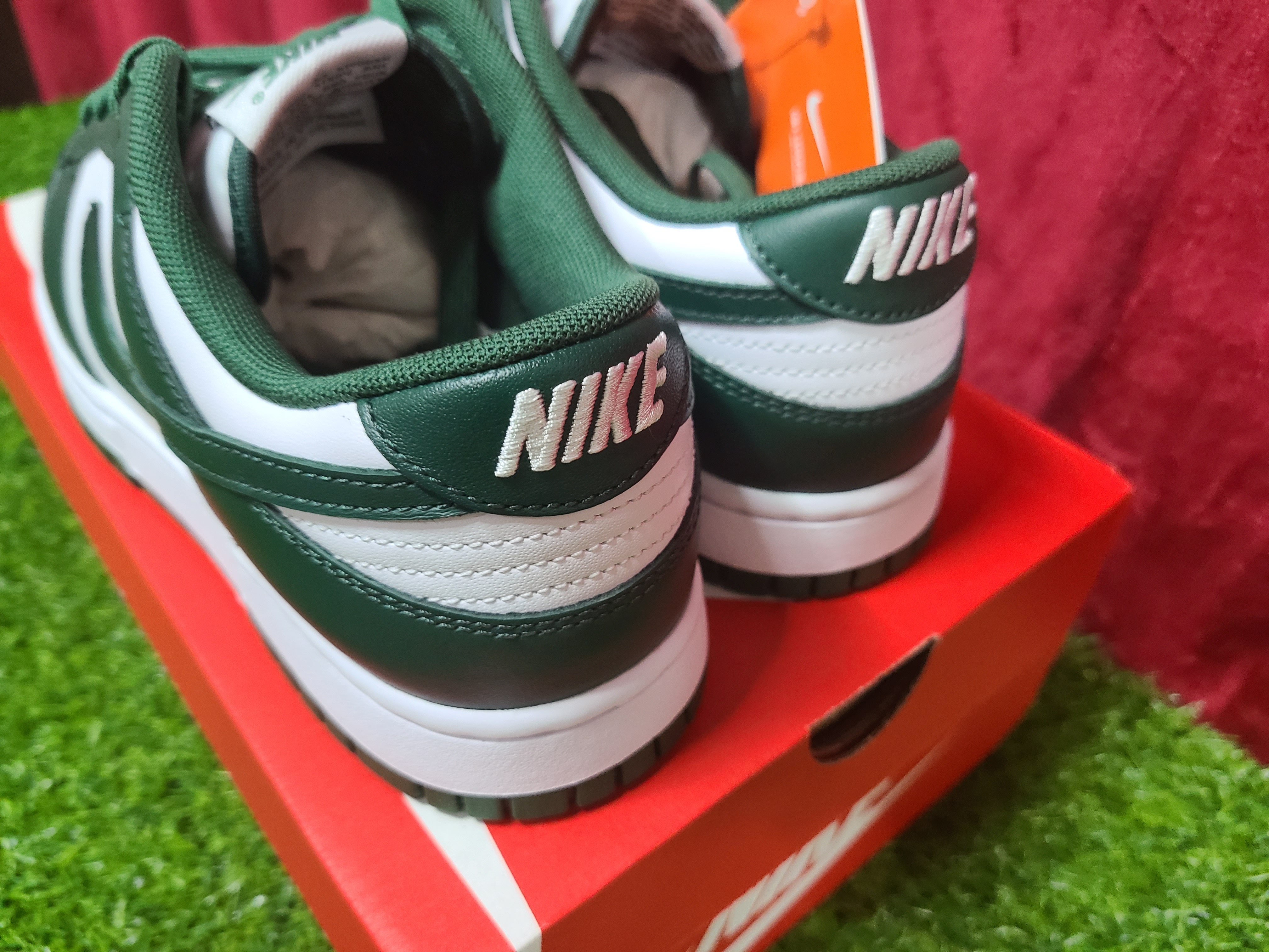 Nike Dunk Low Retro Varsity Green 착용 스타일