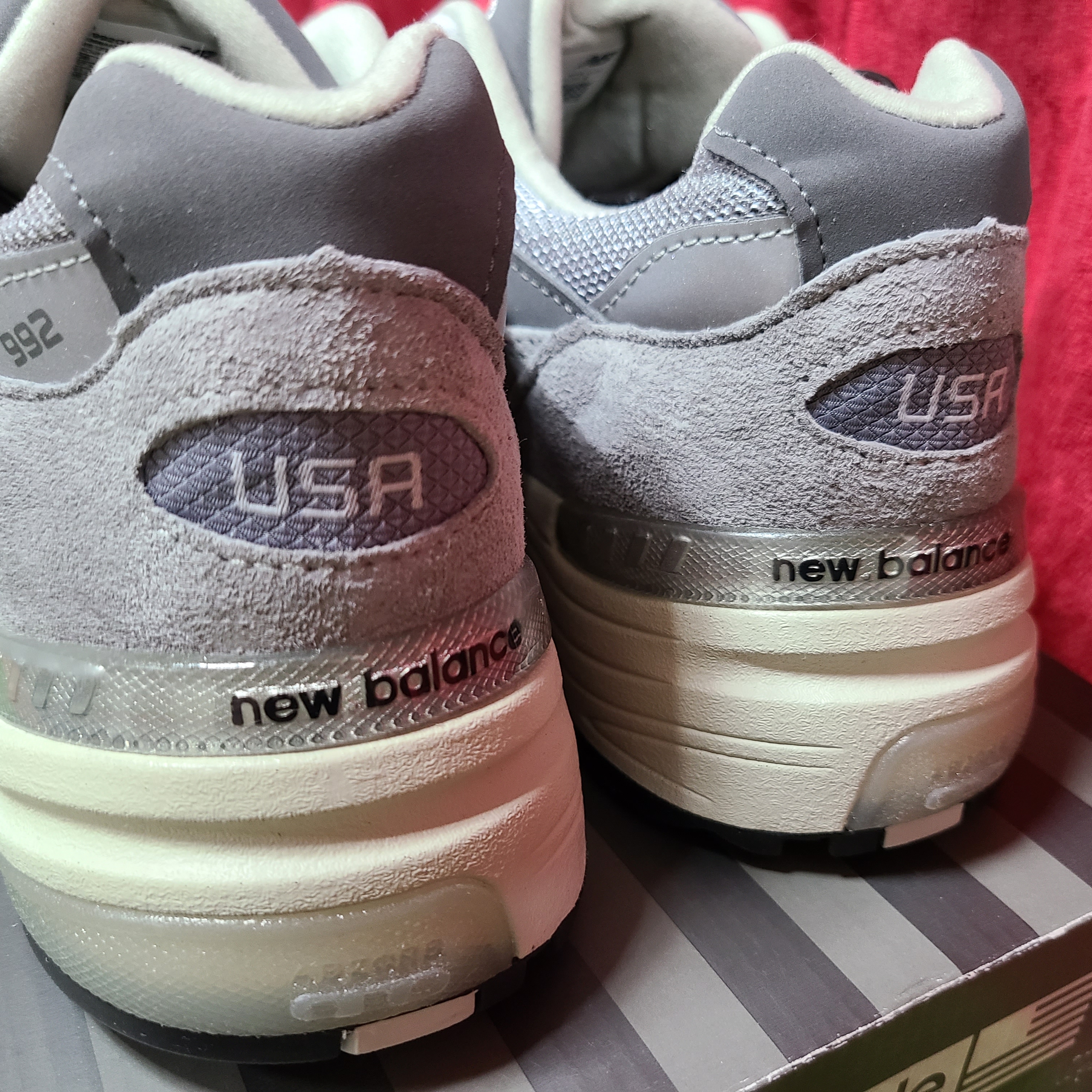 New Balance 992 Made in USA Grey - D Standard 착용 스타일