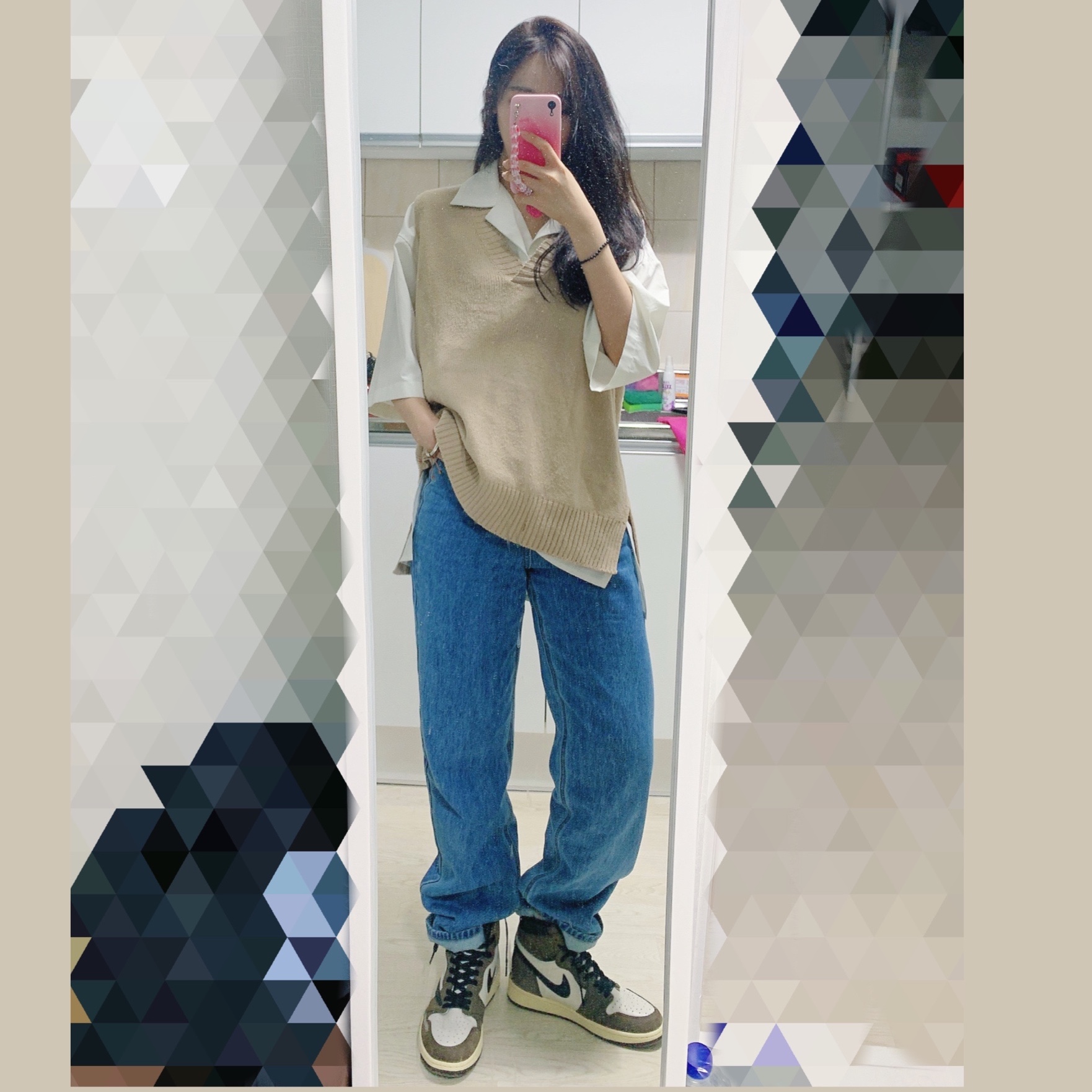 Jordan 1 x Travis Scott Retro High OG SP Mocha 착용 스타일 - 2