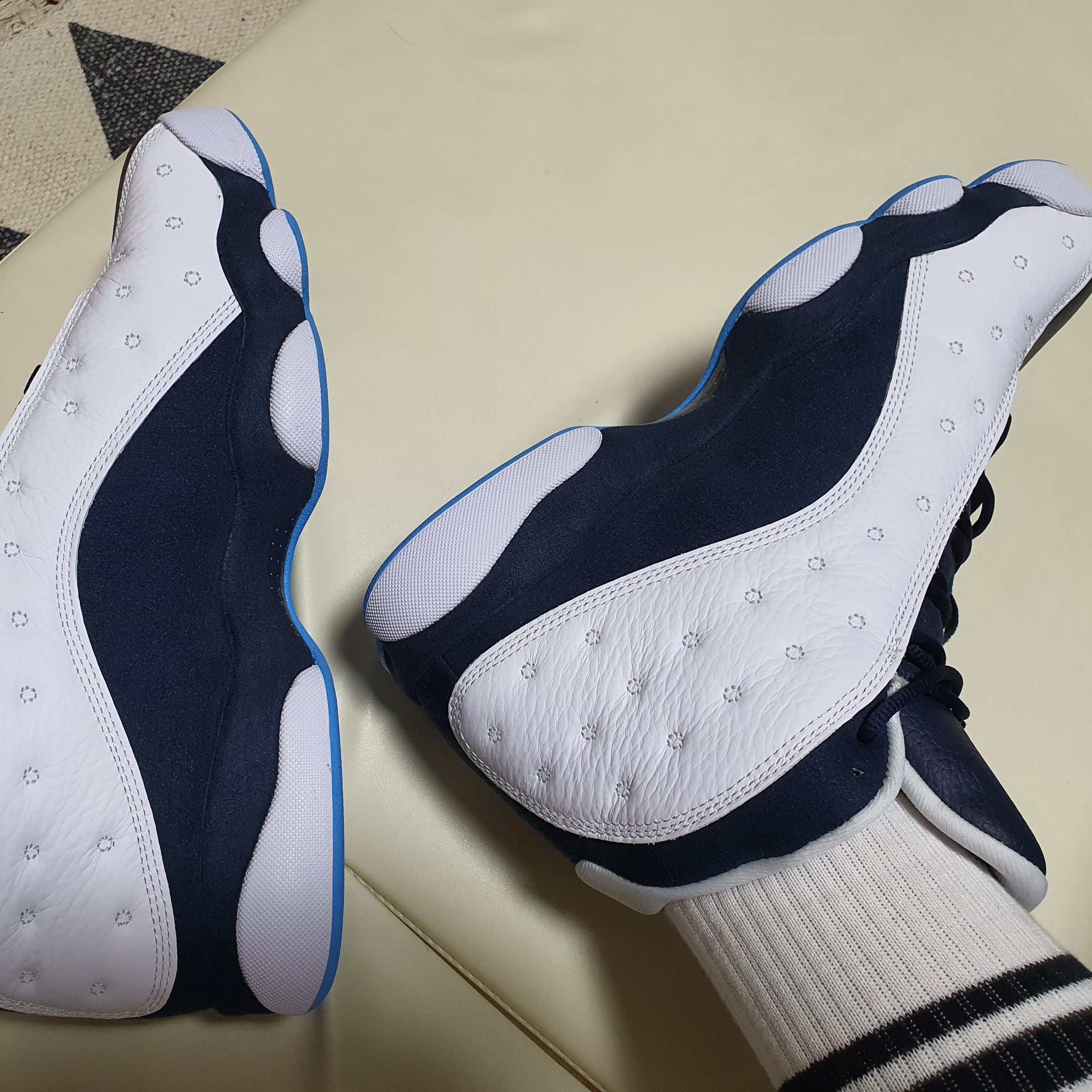 Jordan 13 Retro Obsidian 착용 스타일 - 2