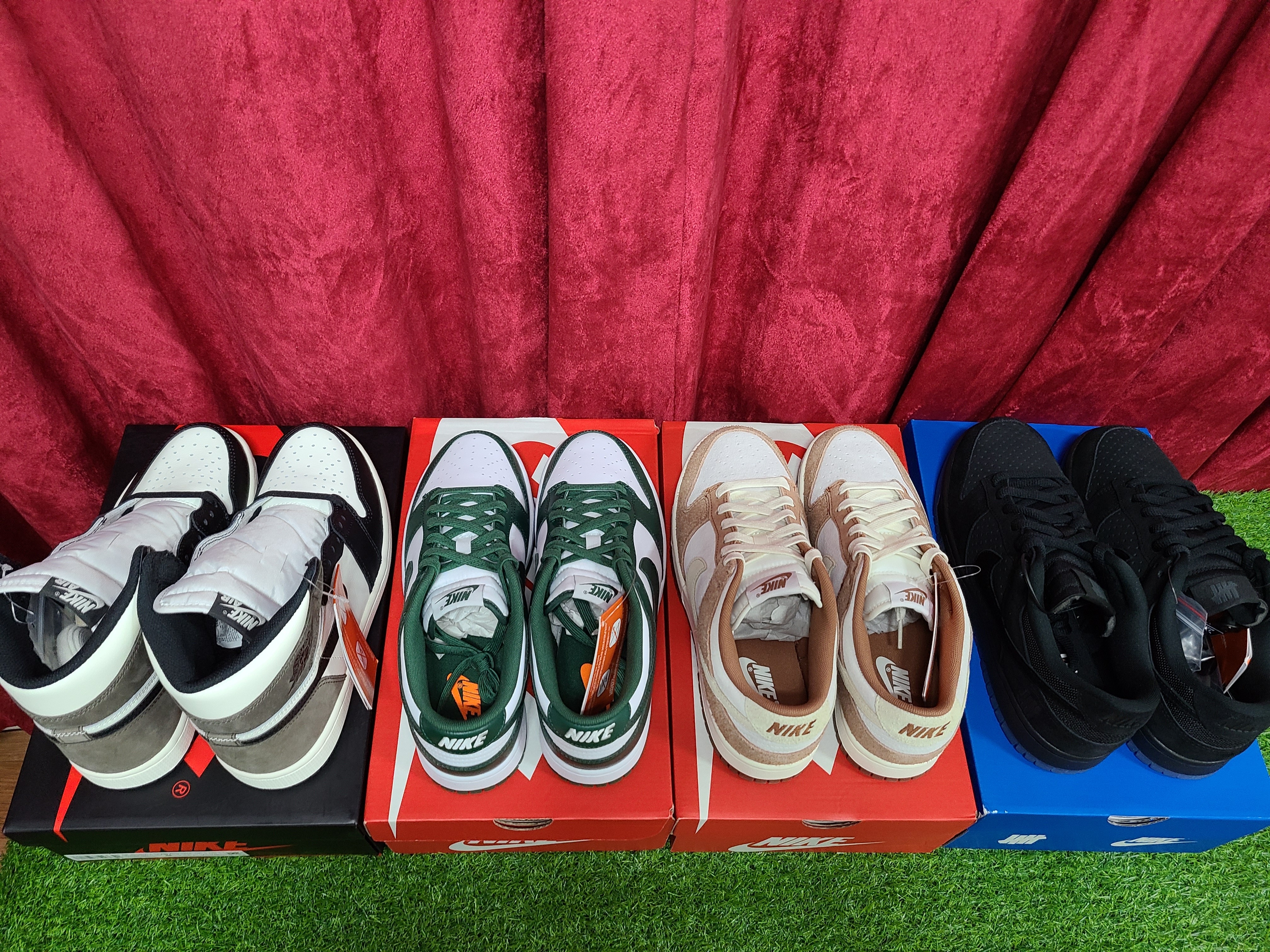 Jordan 1 Retro High OG Black Mocha, Nike Dunk Low Retro Varsity Green 착용 스타일