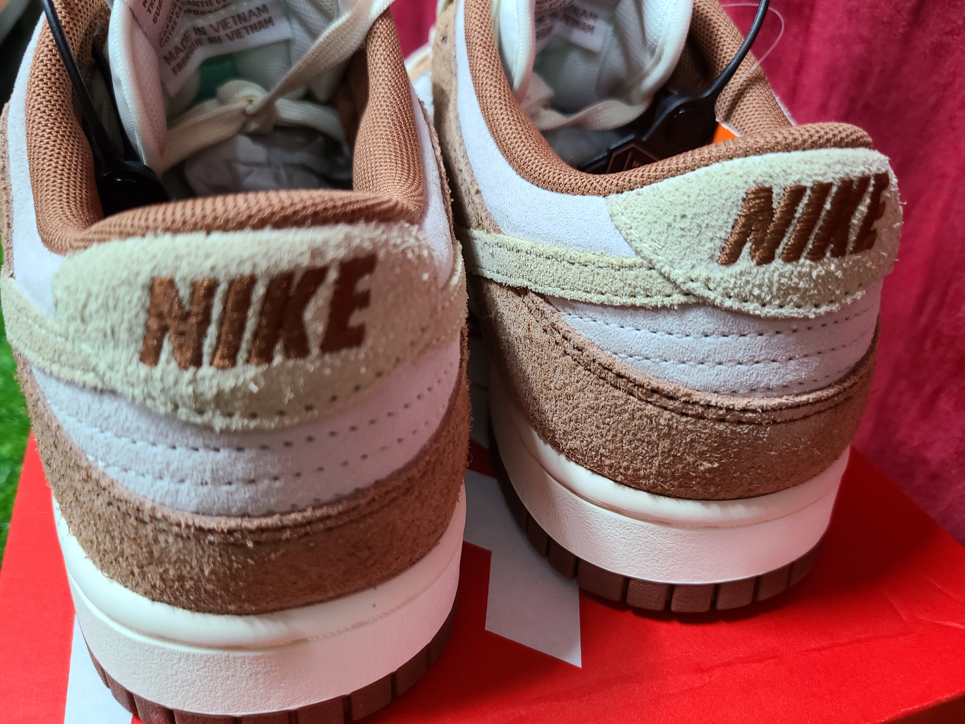 Nike Dunk Low Pro Premium Medium Curry 착용 스타일