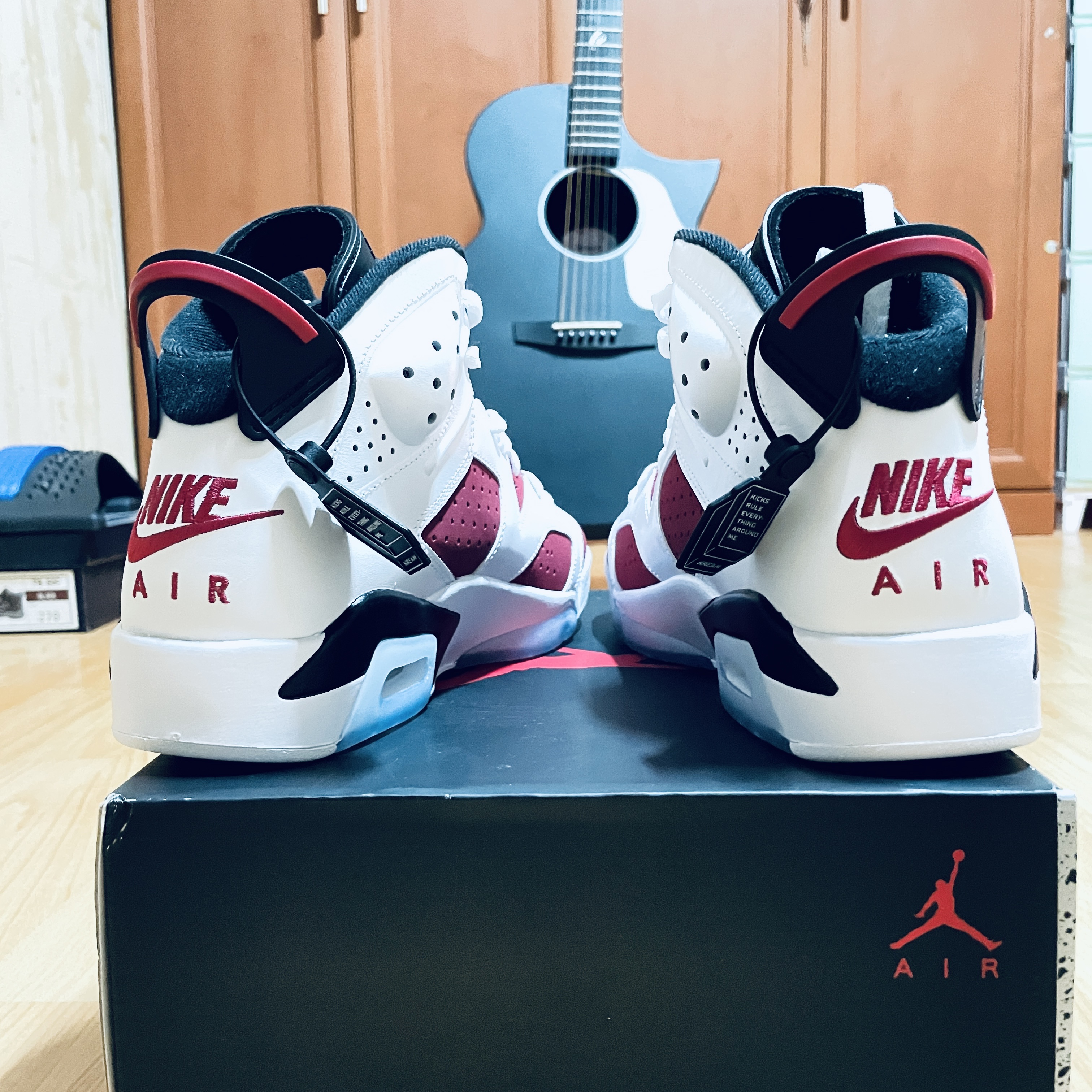 Jordan 6 Retro Carmine 2021 착용 스타일 - 1