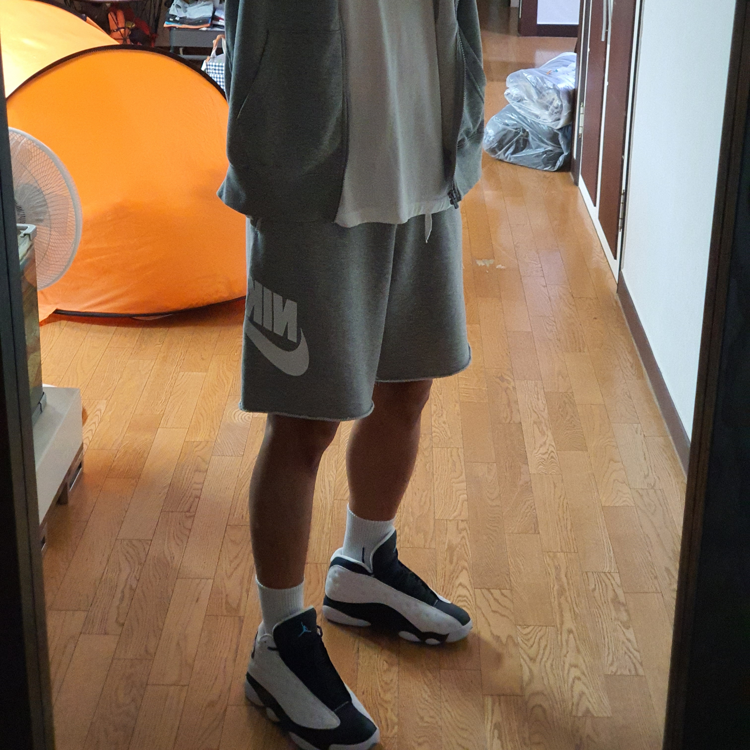 Jordan 13 Retro Obsidian 착용 스타일 - 1