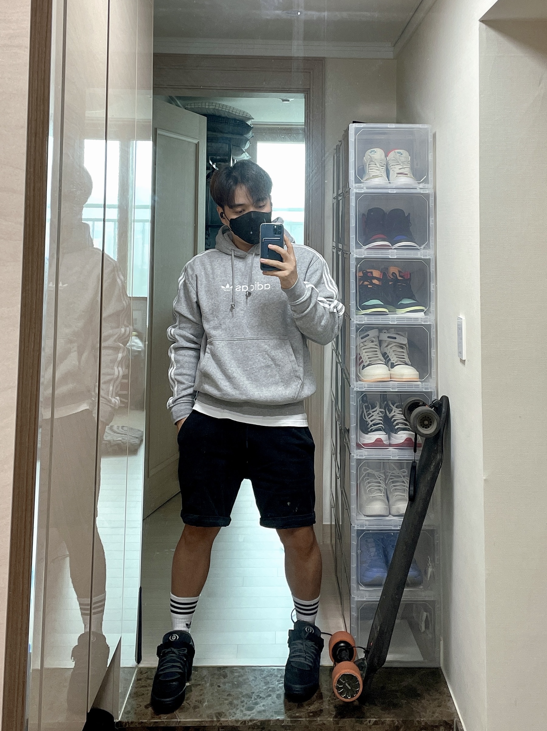 Adidas x Bad Bunny Forum Low Back To School 착용 스타일 - 1