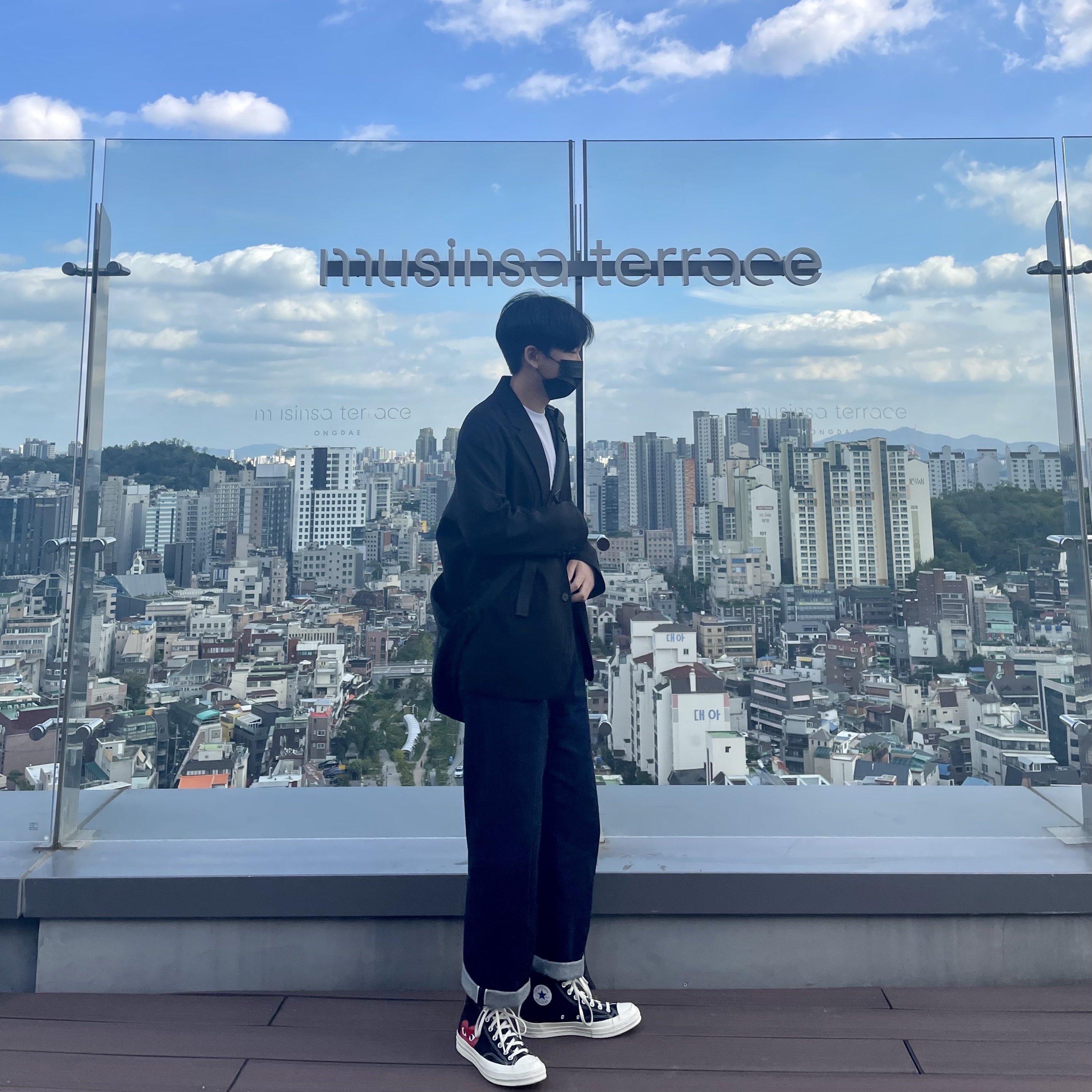 Converse x Play Comme des Garcons Chuck 70 Hi Black 착용 스타일