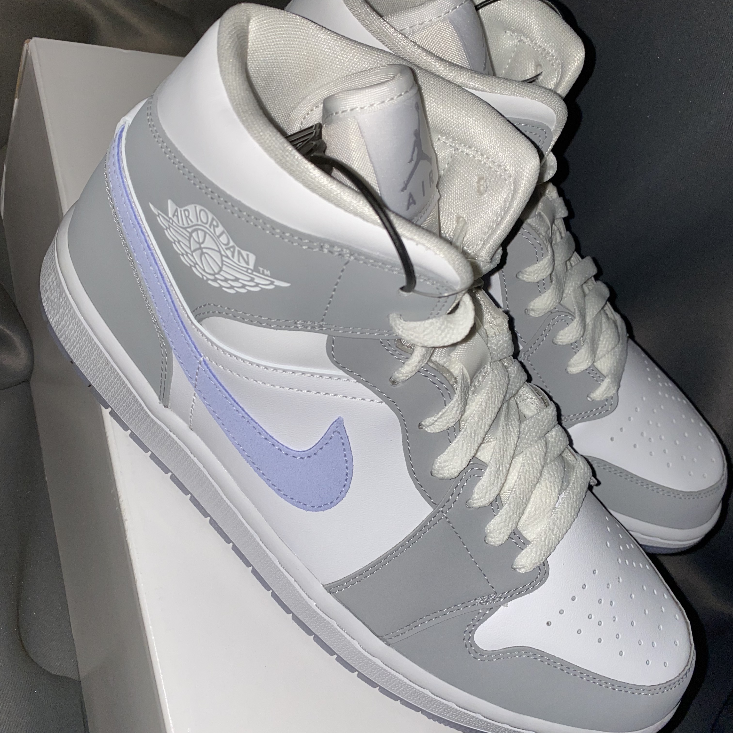 (W) Jordan 1 Mid Wolf Grey 착용 스타일 - 2