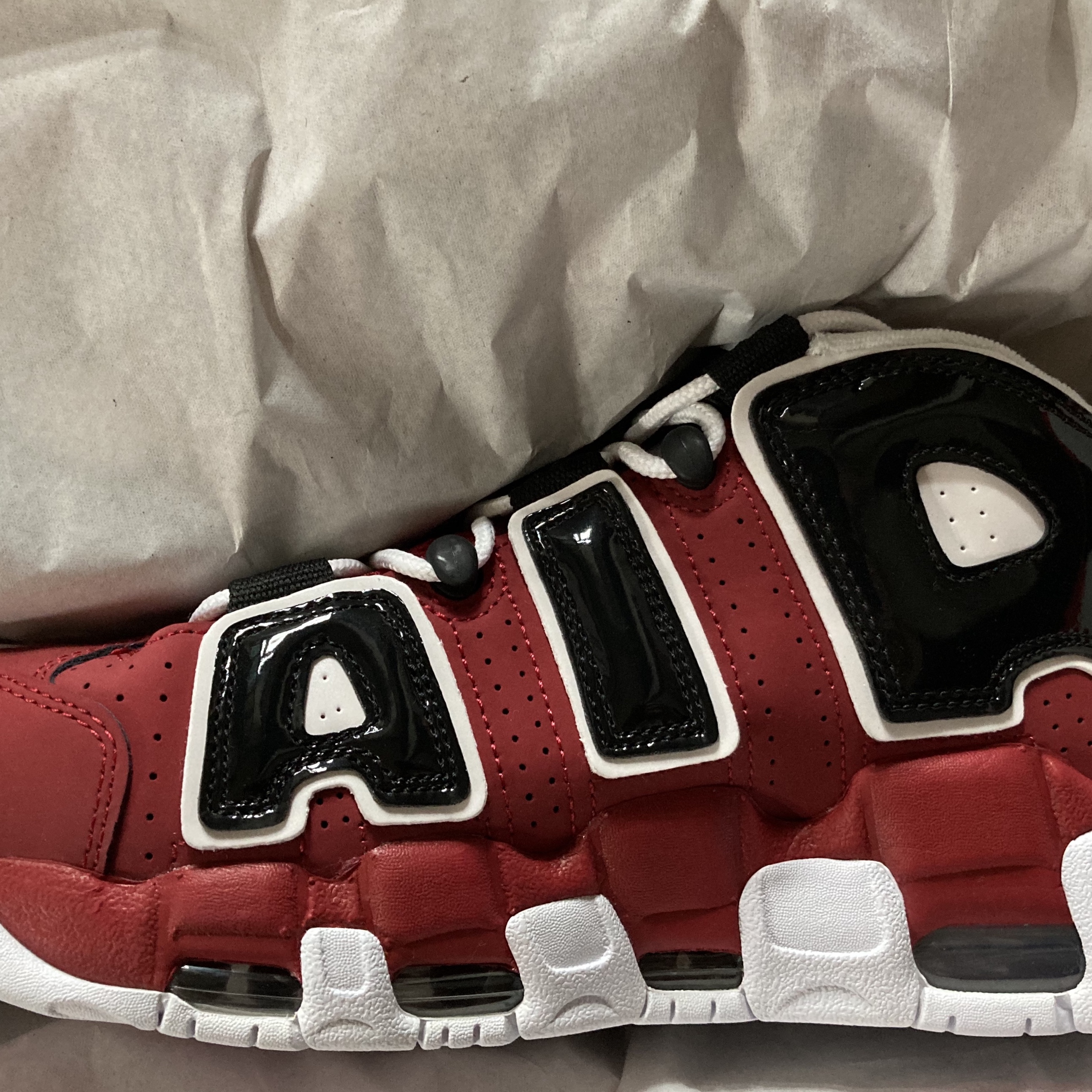Nike Air More Uptempo 96 Bulls 2021 착용 스타일