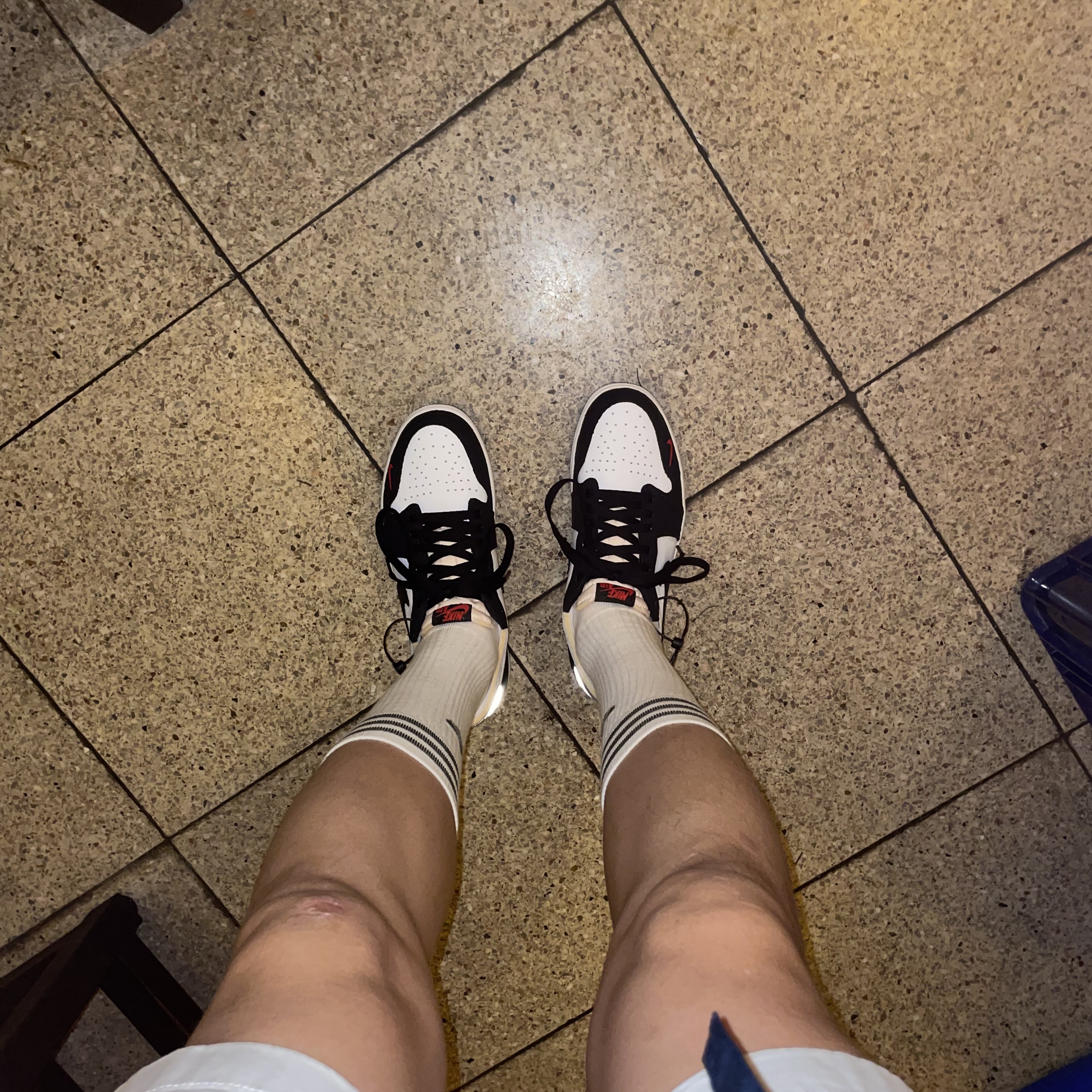 Jordan 1 Low OG Ghost Green 착용 스타일 - 1
