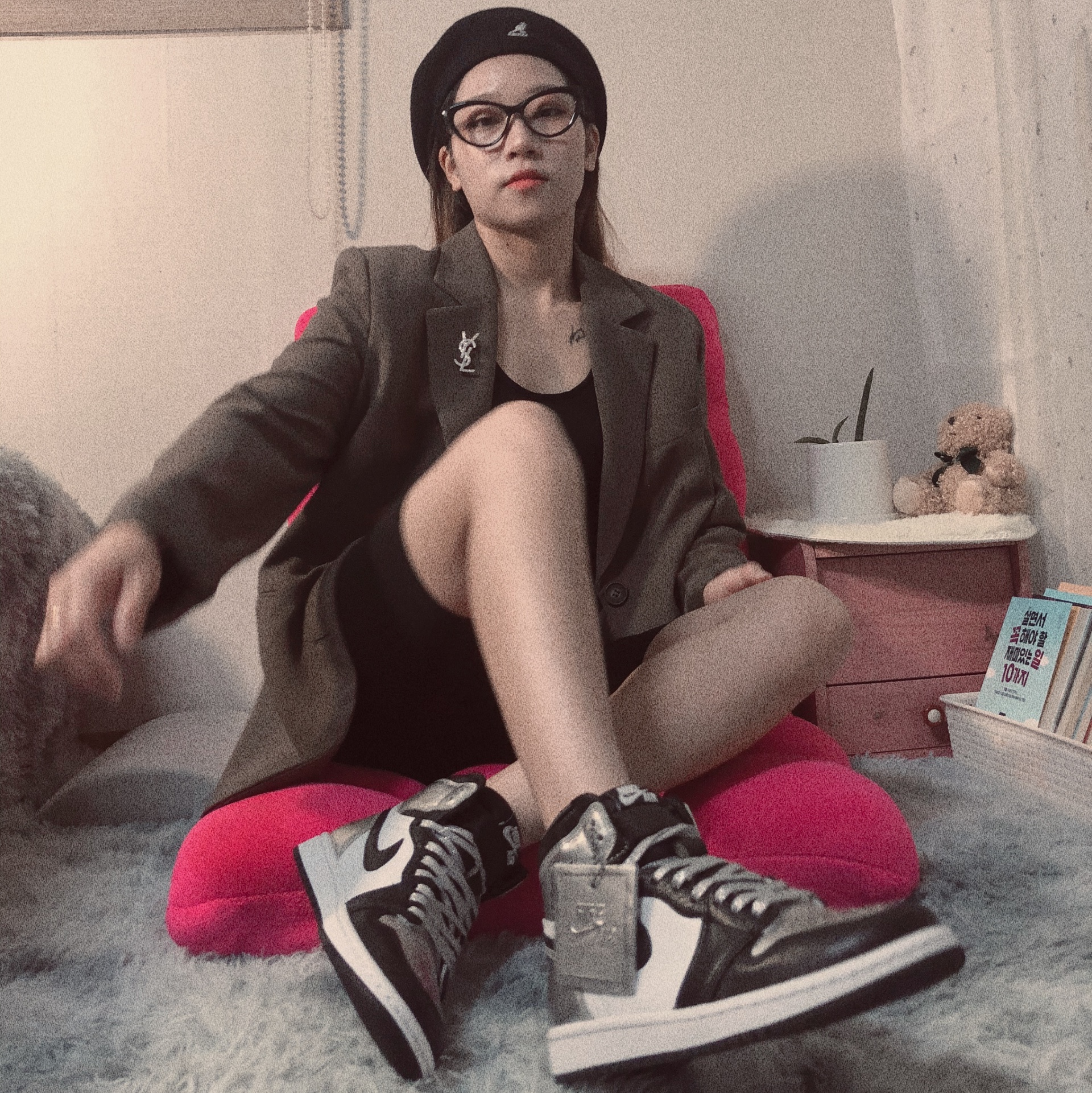 (W) Jordan 1 Retro High OG Silver Toe 착용 스타일 - 3