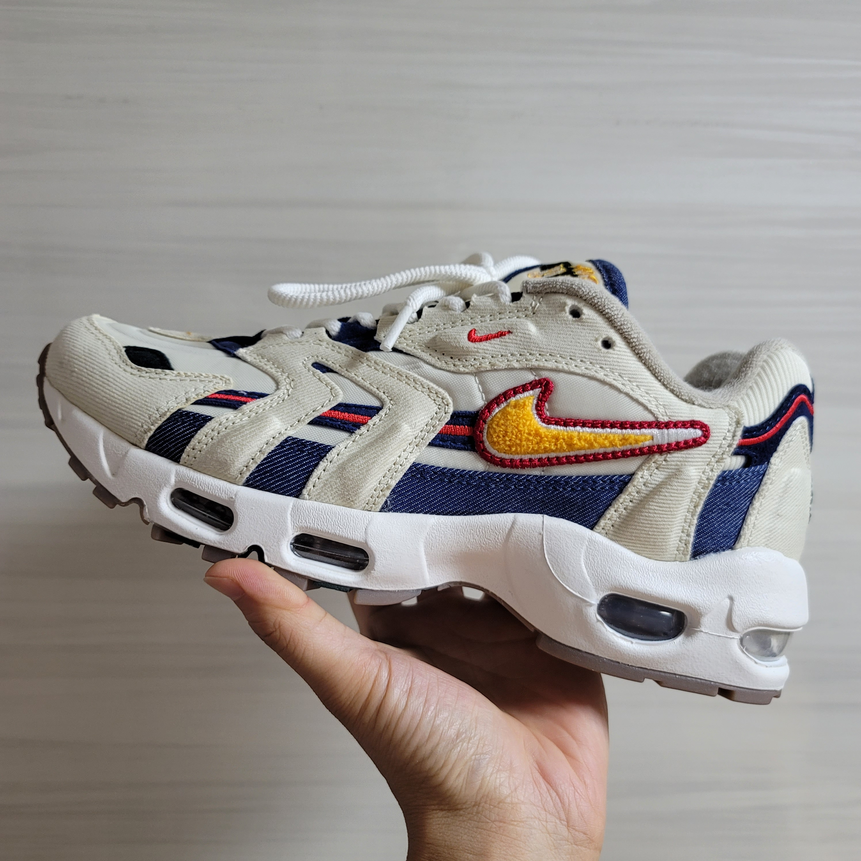 Nike Air Max 96 II QS Beach 착용 스타일