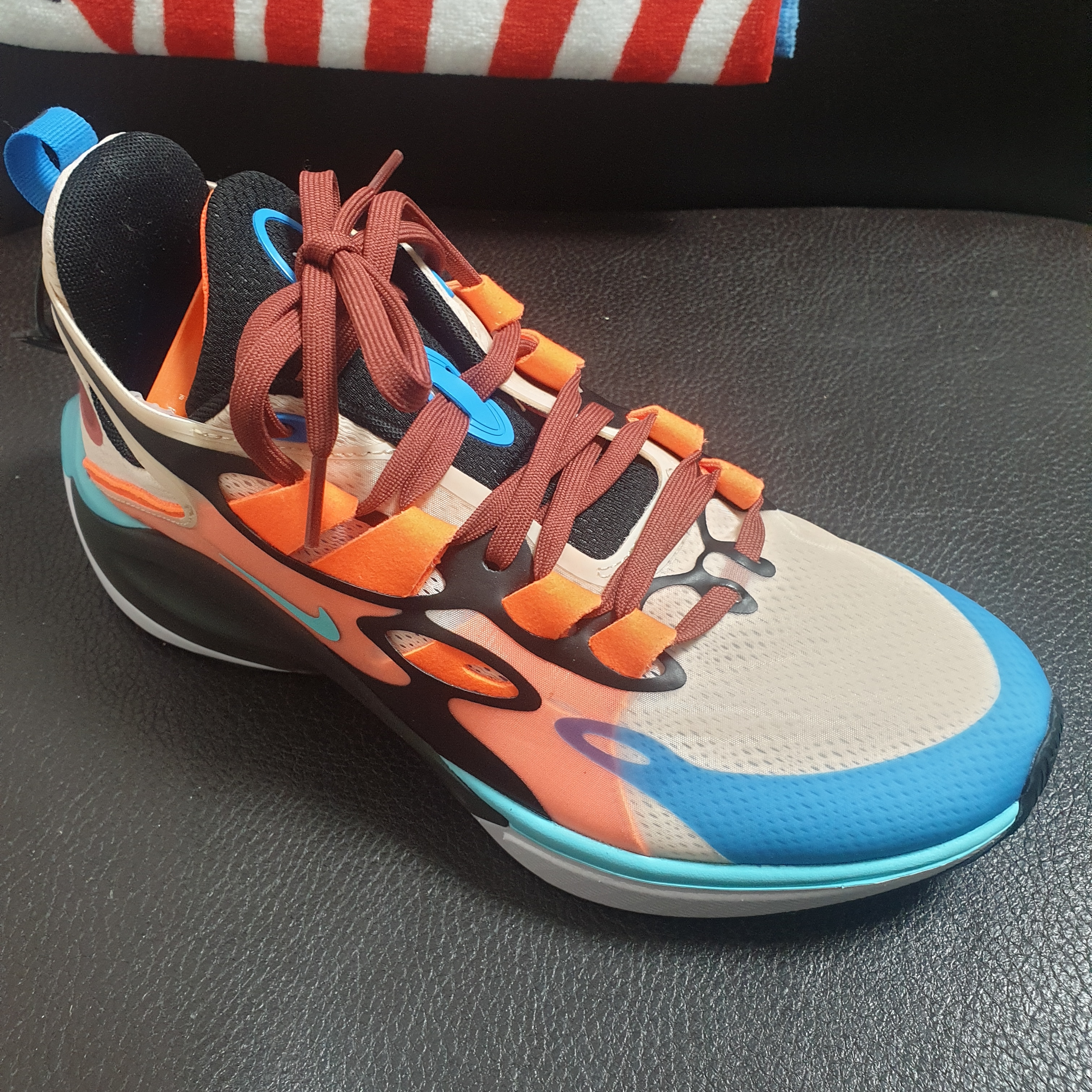 Nike Signal D/MS/X Guava Ice 착용 스타일
