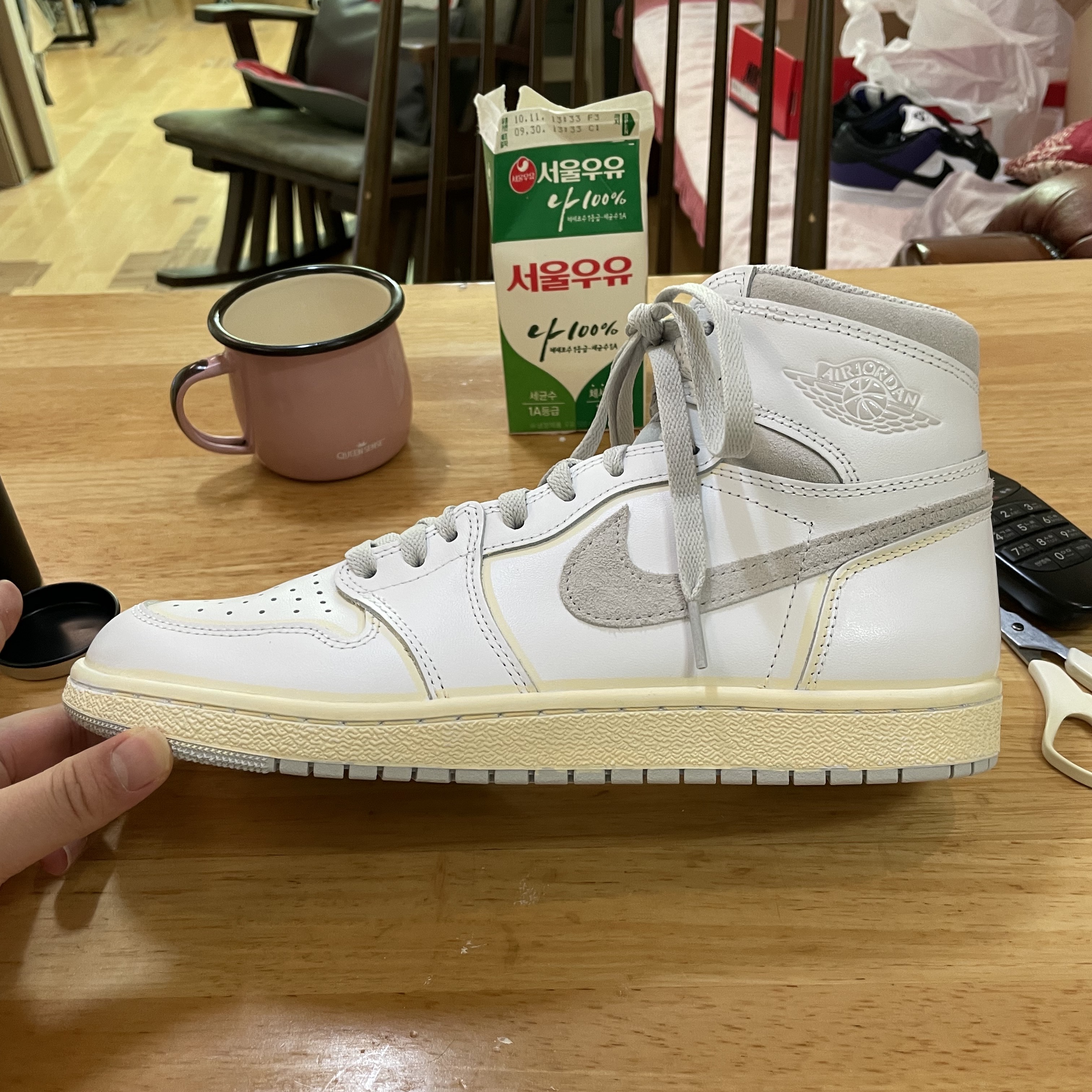 Jordan 1 High 85 Neutral Grey 착용 스타일