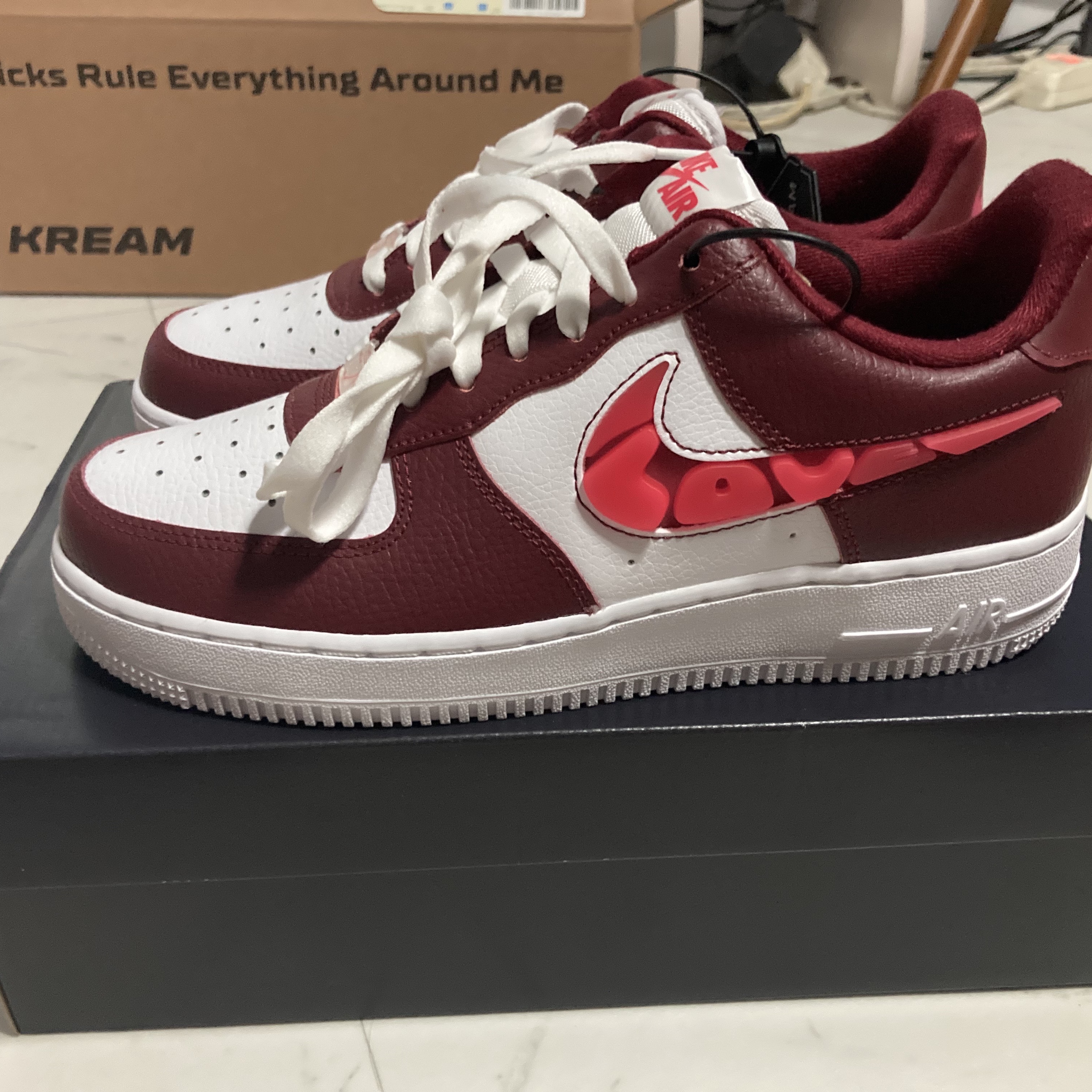 (W) Nike Air Force 1 '07 SE Low Love for All 착용 스타일 - 1
