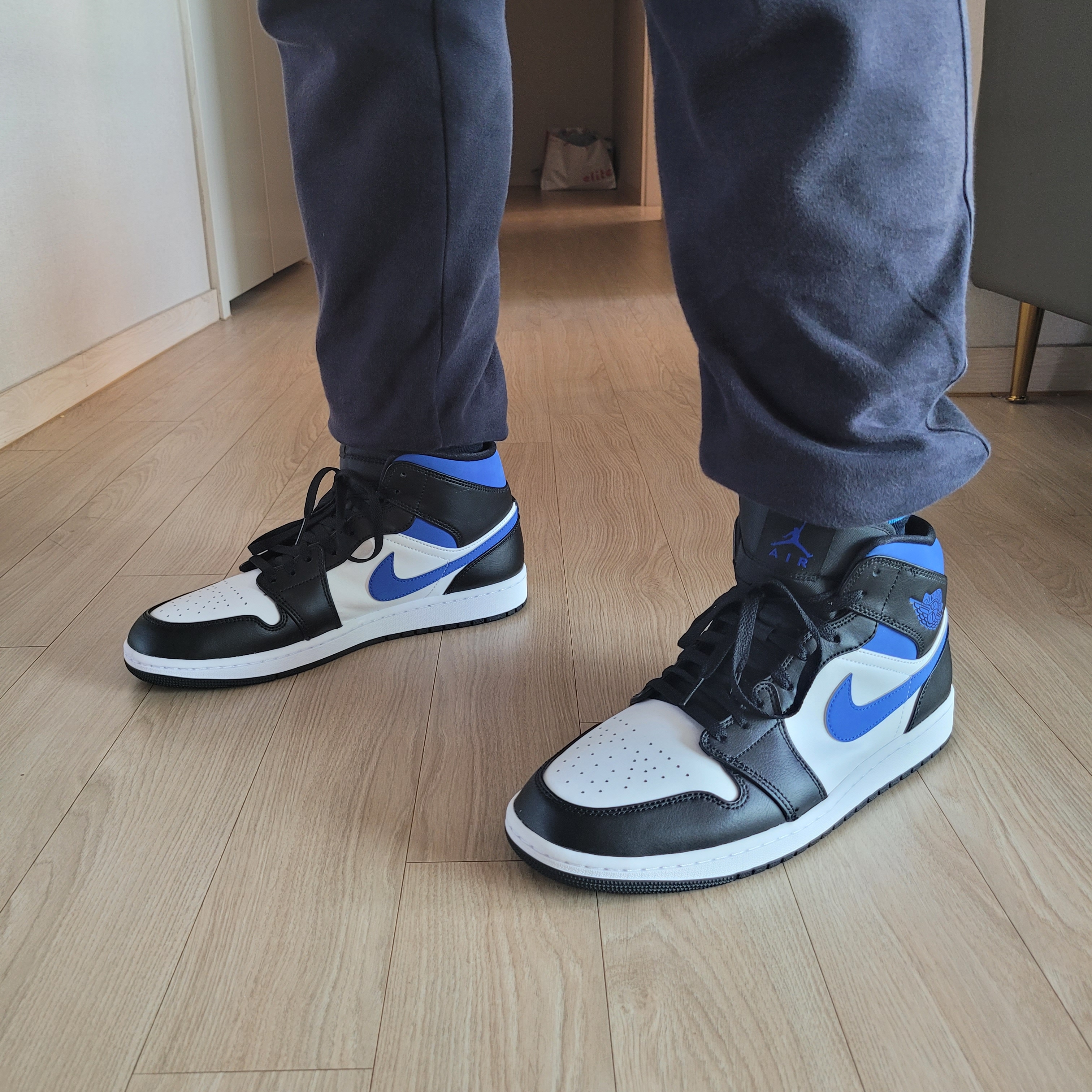 Jordan 1 Mid Racer Blue 착용 스타일 - 2
