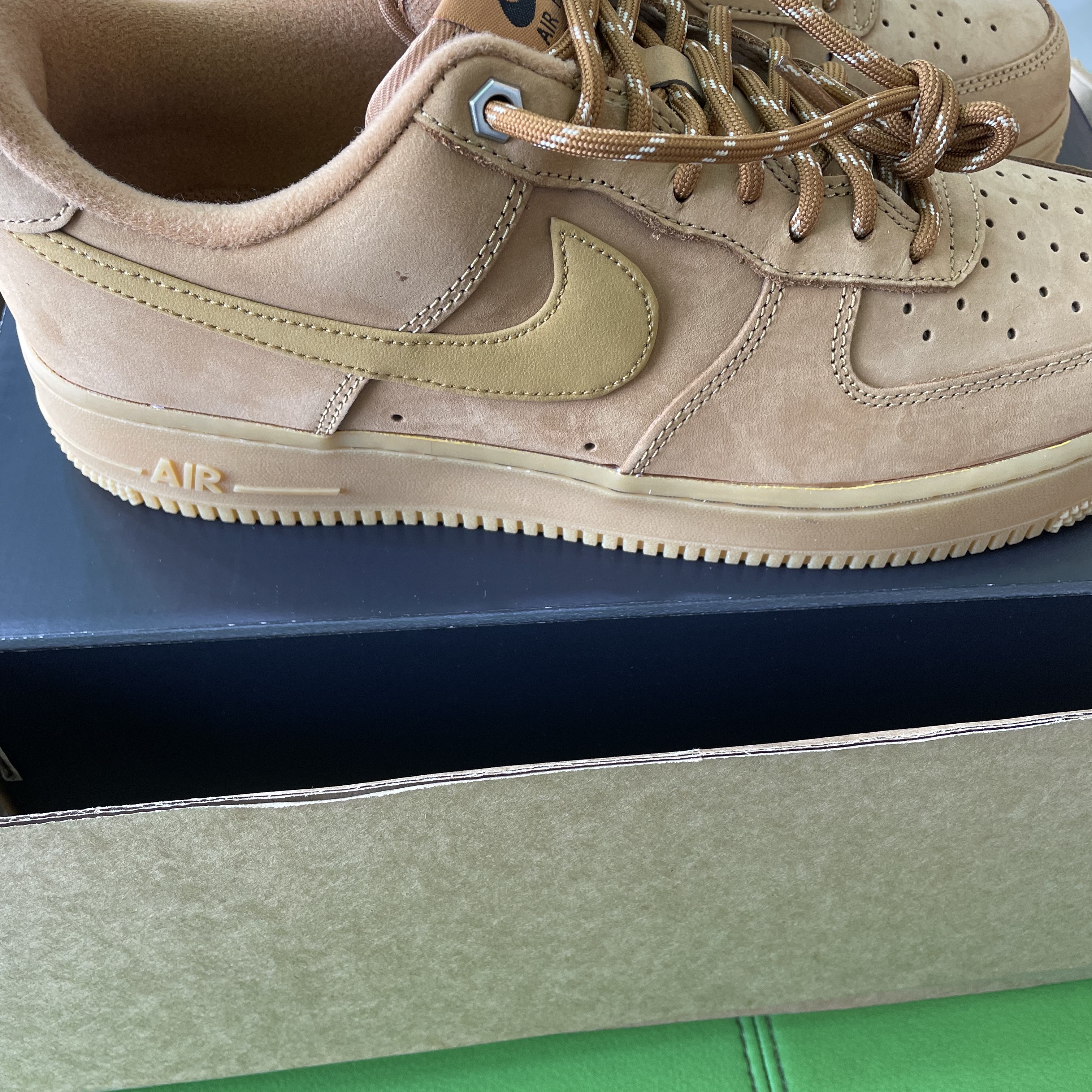 Nike Air Force 1 '07 WB Flax 착용 스타일 - 2