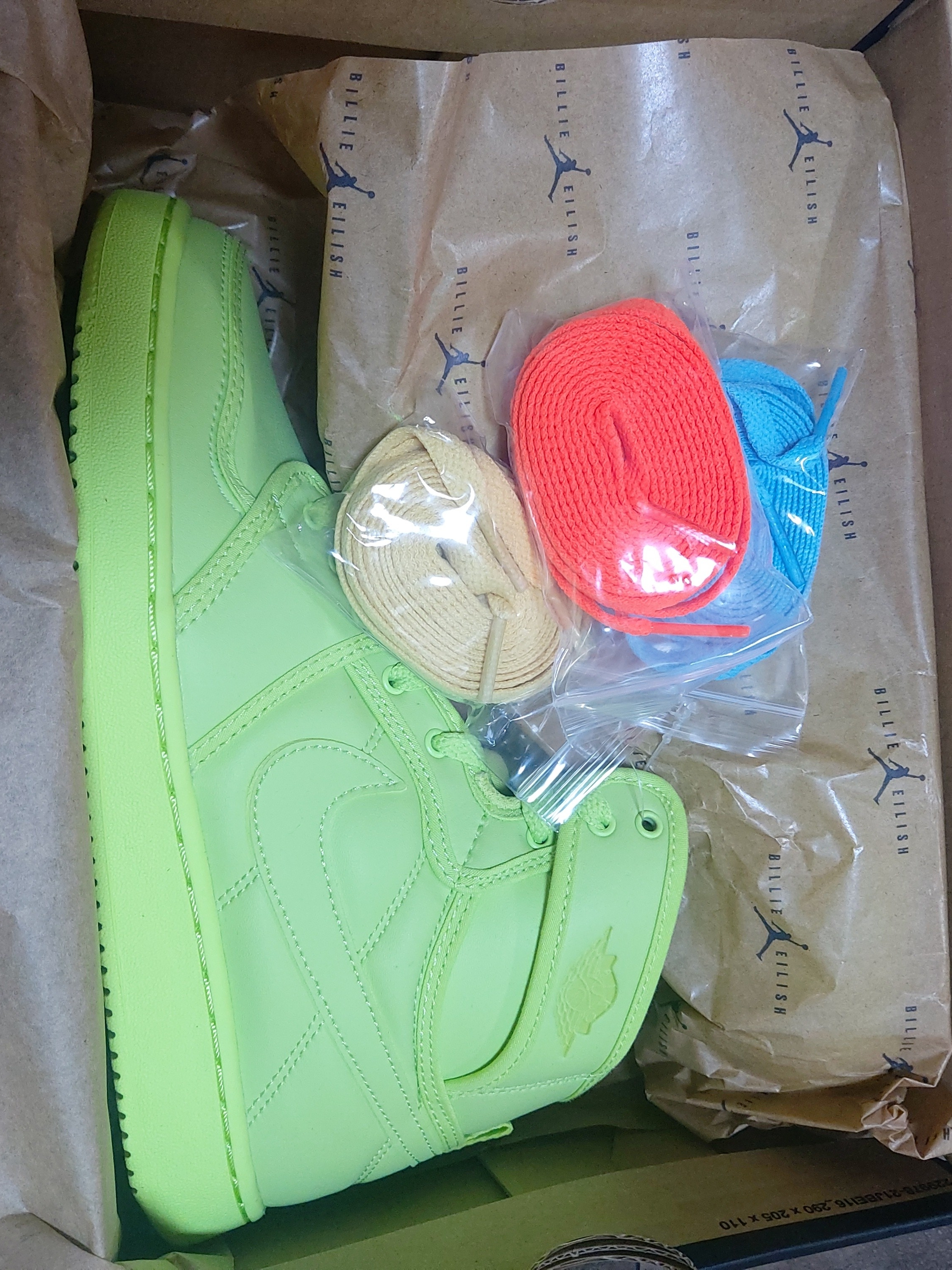(W) Jordan 1 x Billie Eilish KO SP Lime Green 착용 스타일 - 4