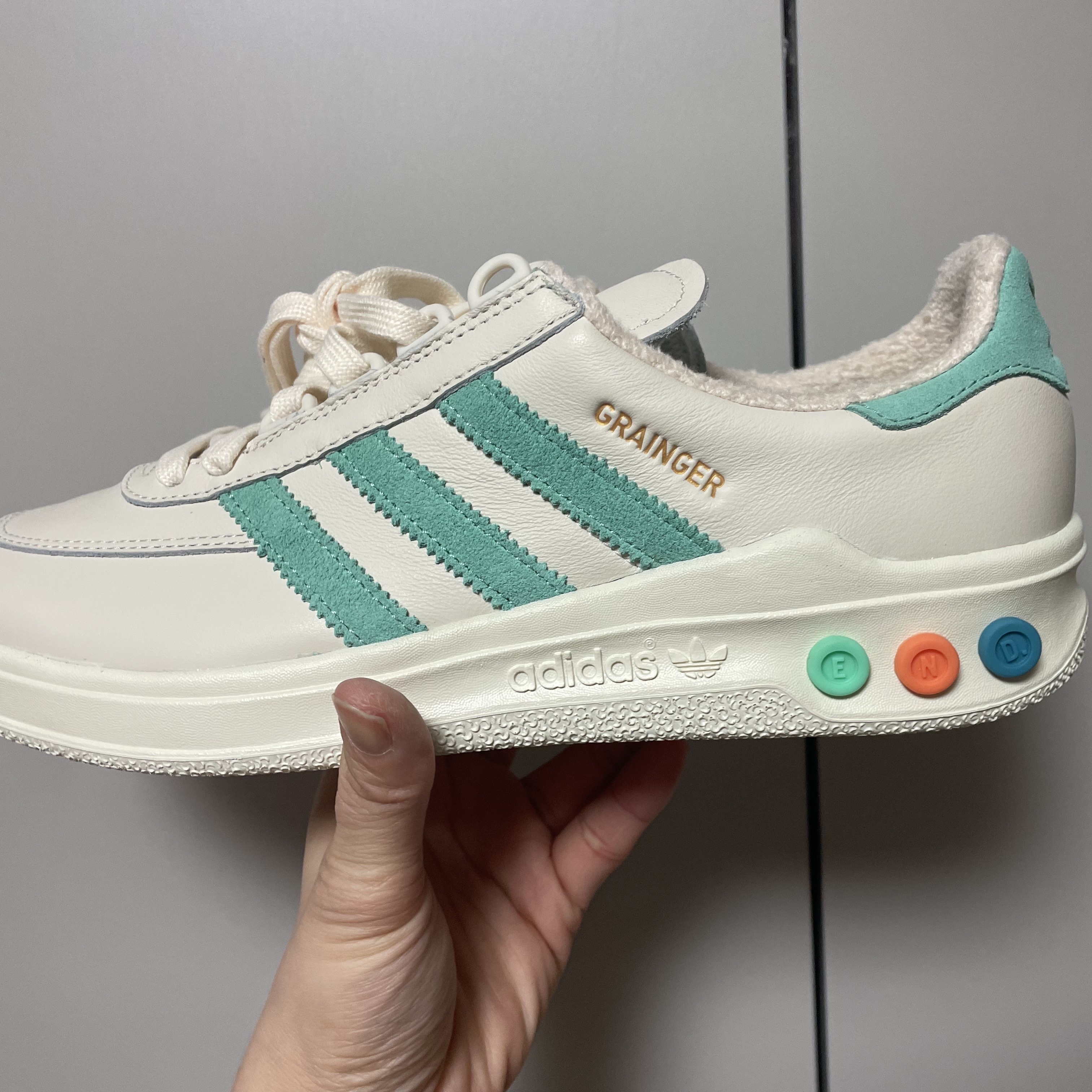 Adidas x END. Grainger Tennis Club 착용 스타일 - 2