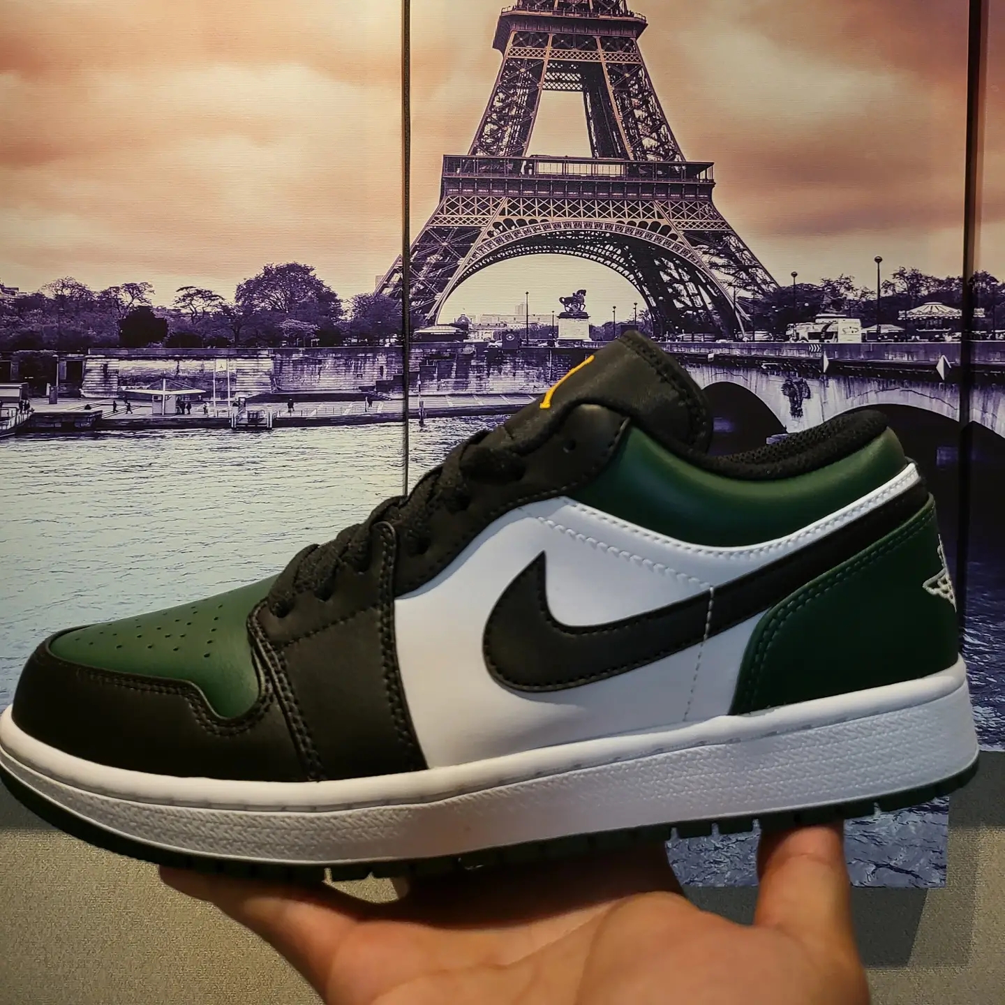 Jordan 1 Low Green Toe 착용 스타일 - 2