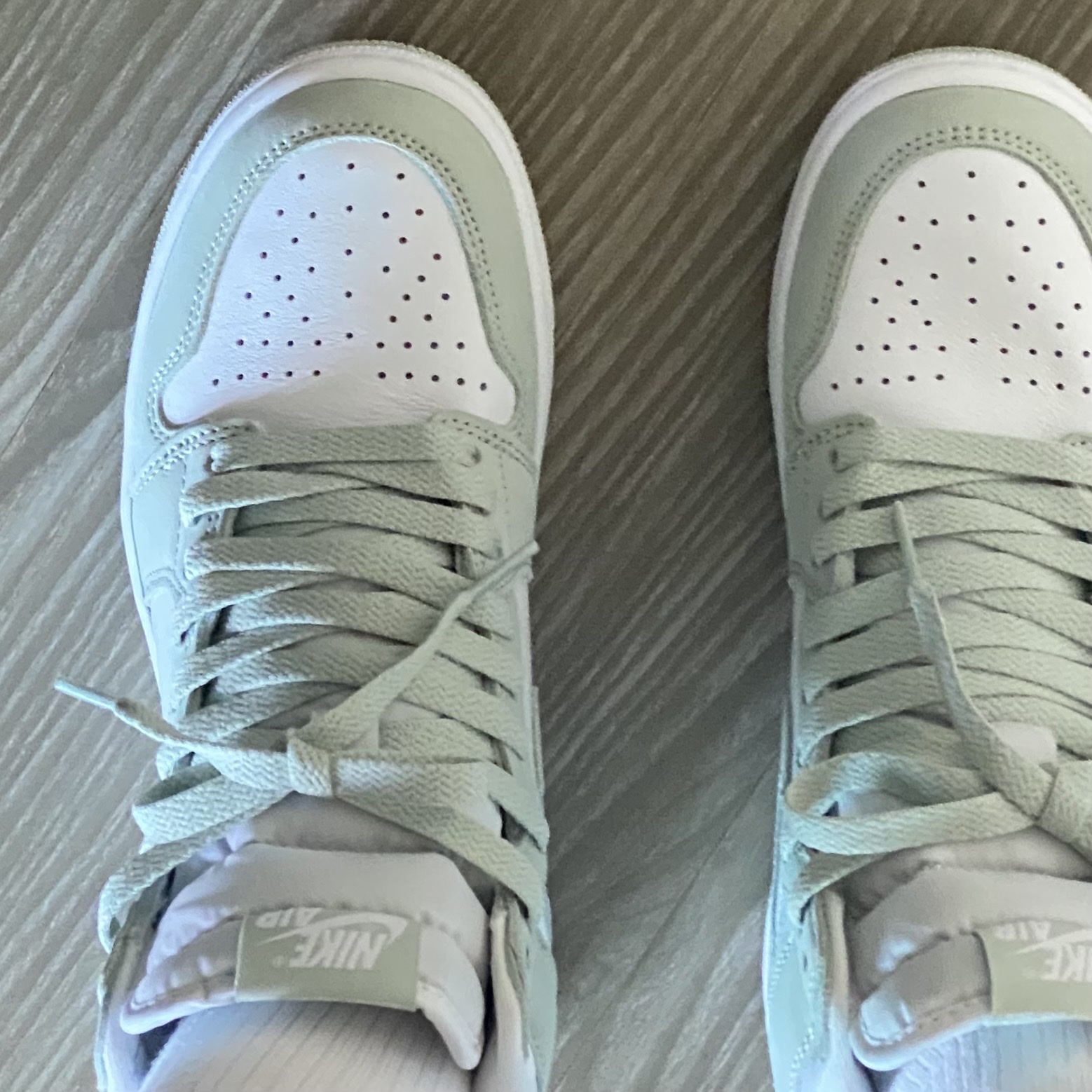 (W) Jordan 1 Retro High OG Seafoam 착용 스타일