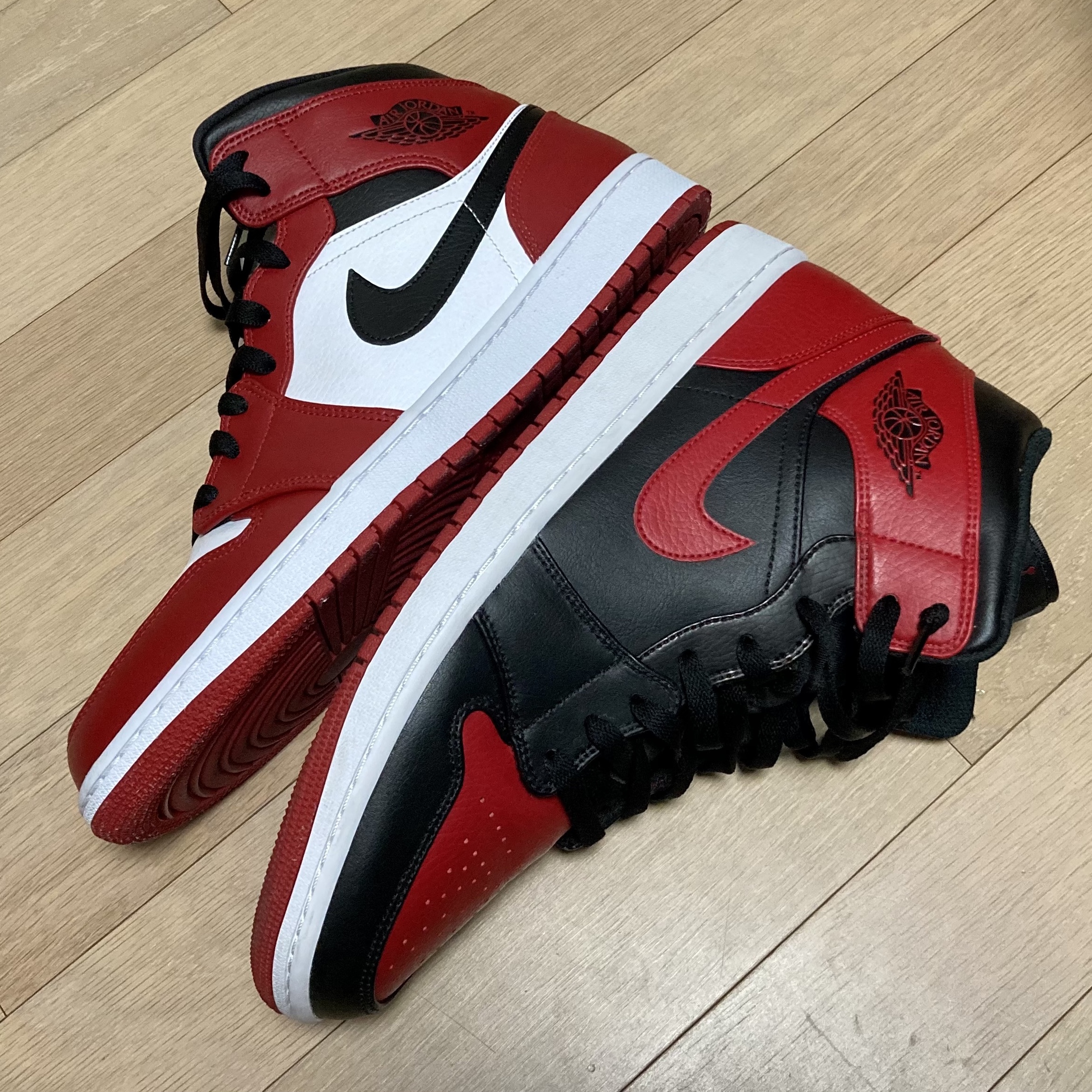 Jordan 1 Mid Bred Banned 2020, Jordan 1 Mid Chicago 2020 착용 스타일