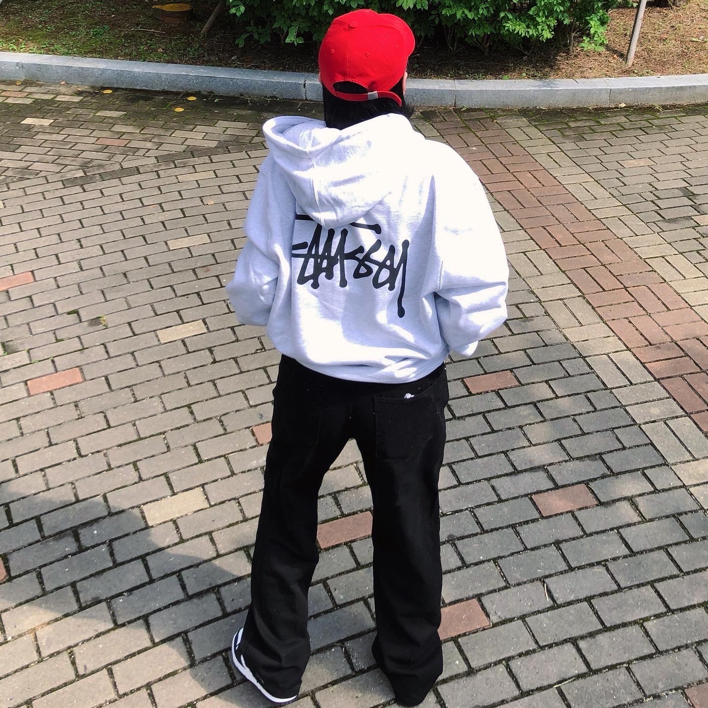 Stussy Basic Stussy Zip Hoodie Ash Heather 2021, Nike Dunk Low Retro Black 착용 스타일 - 1